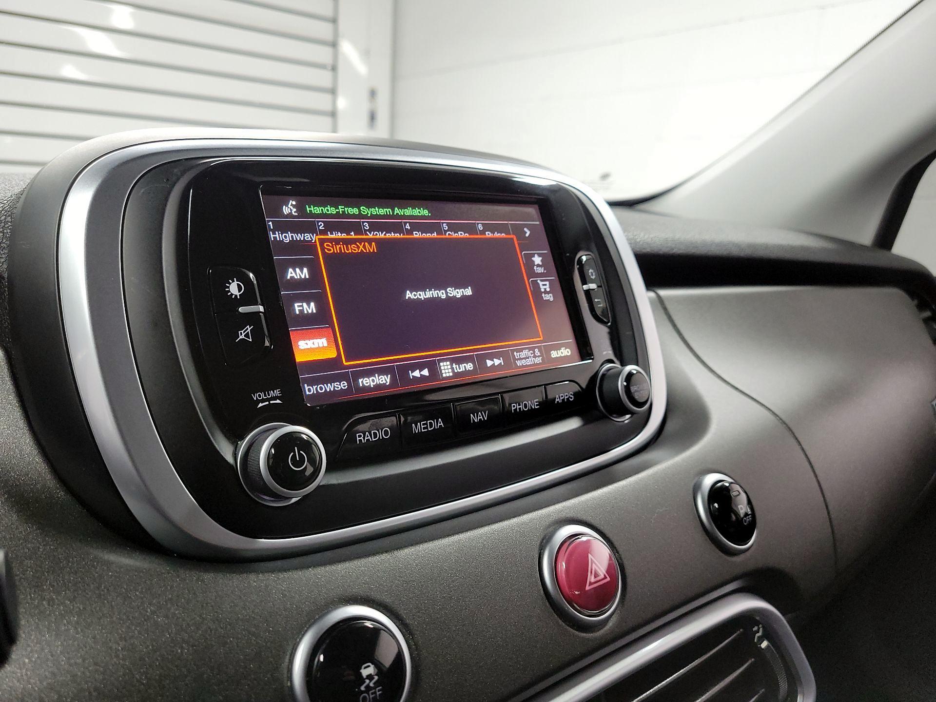 Thumbnail: 2016 Fiat 500X - 13