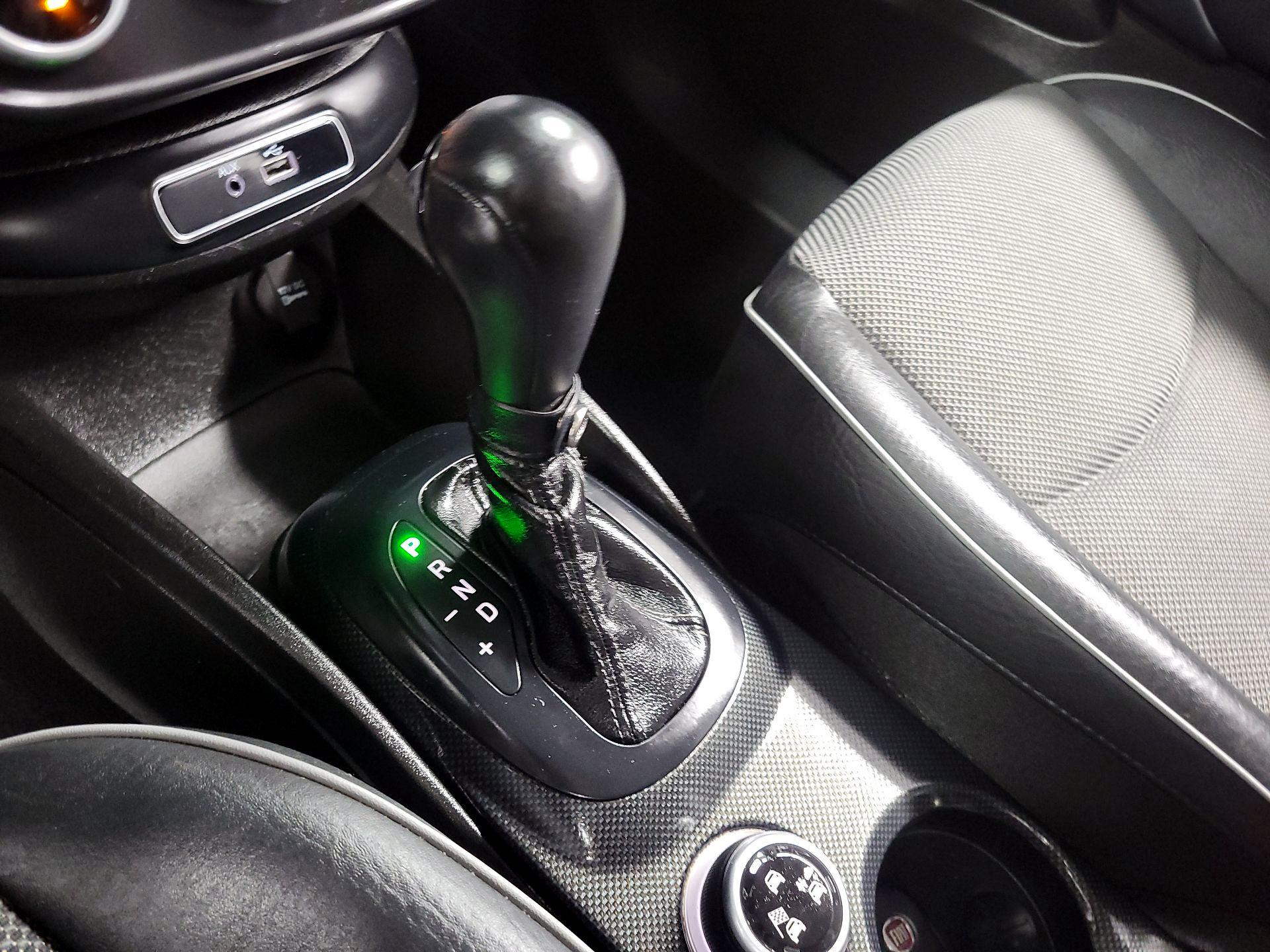 Thumbnail: 2016 Fiat 500X - 15