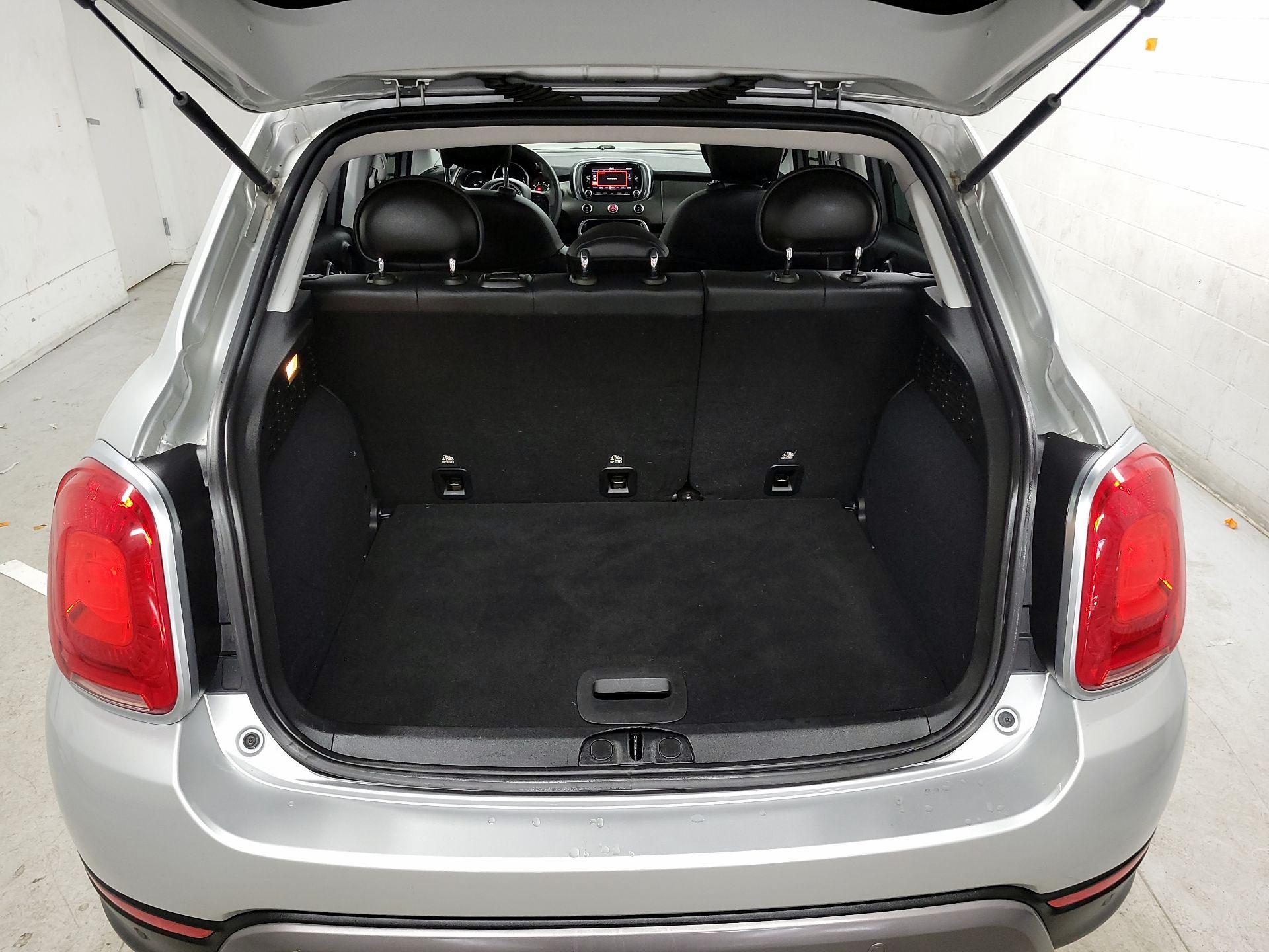 Thumbnail: 2016 Fiat 500X - 17