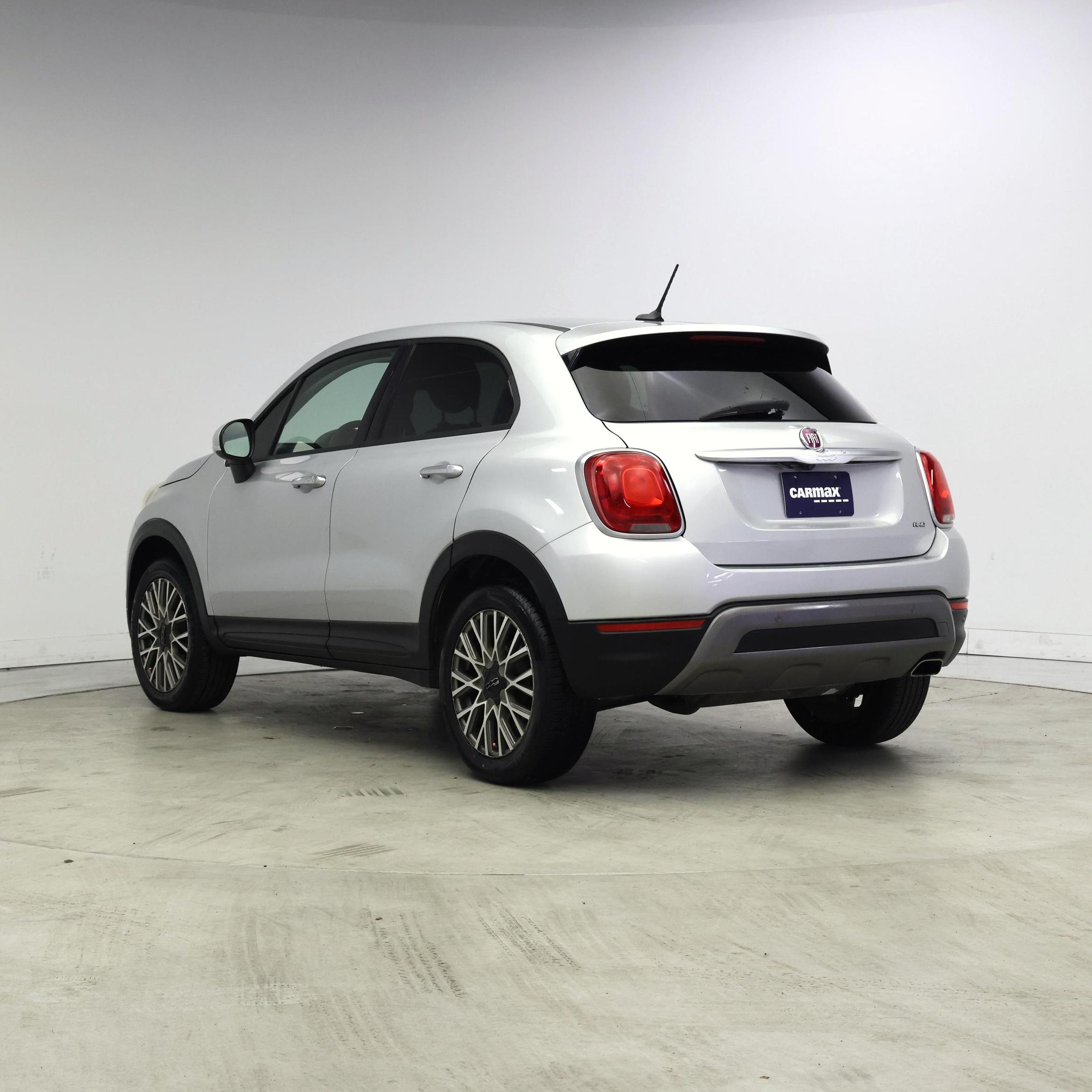 Thumbnail: 2016 Fiat 500X - 2