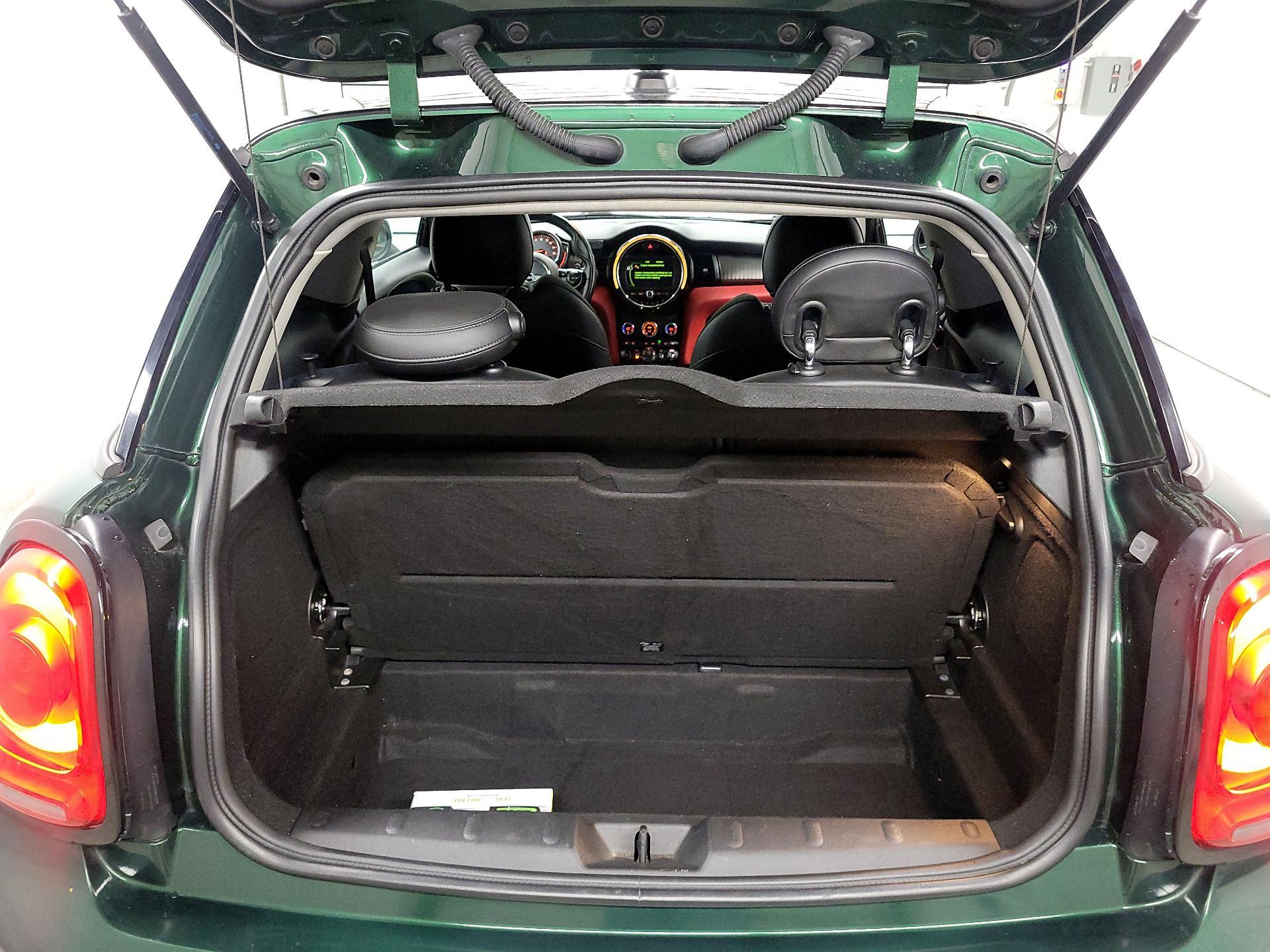 Thumbnail: 2018 MINI Cooper Hardtop - 20