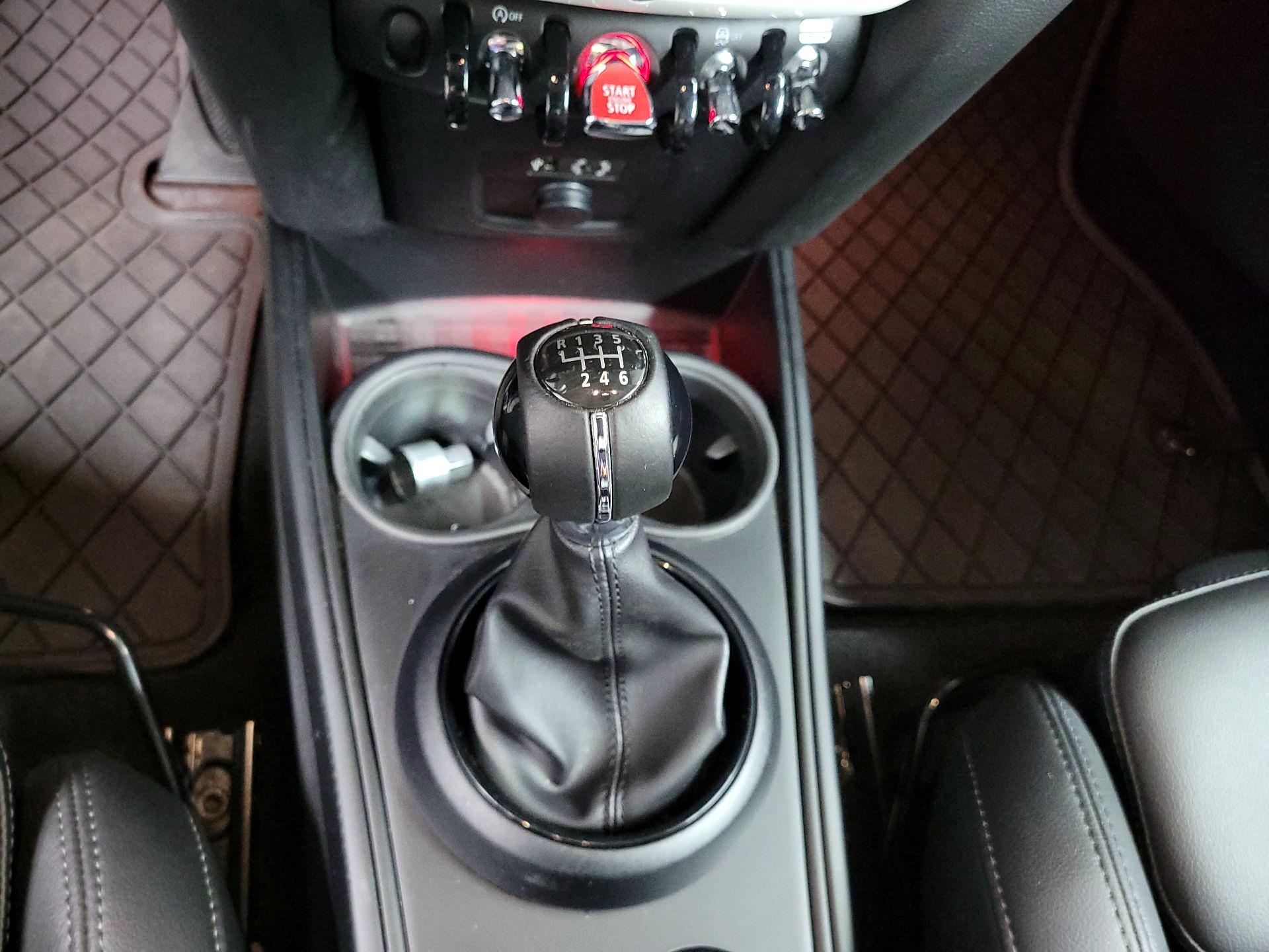 Thumbnail: 2018 MINI Cooper Countryman - 15