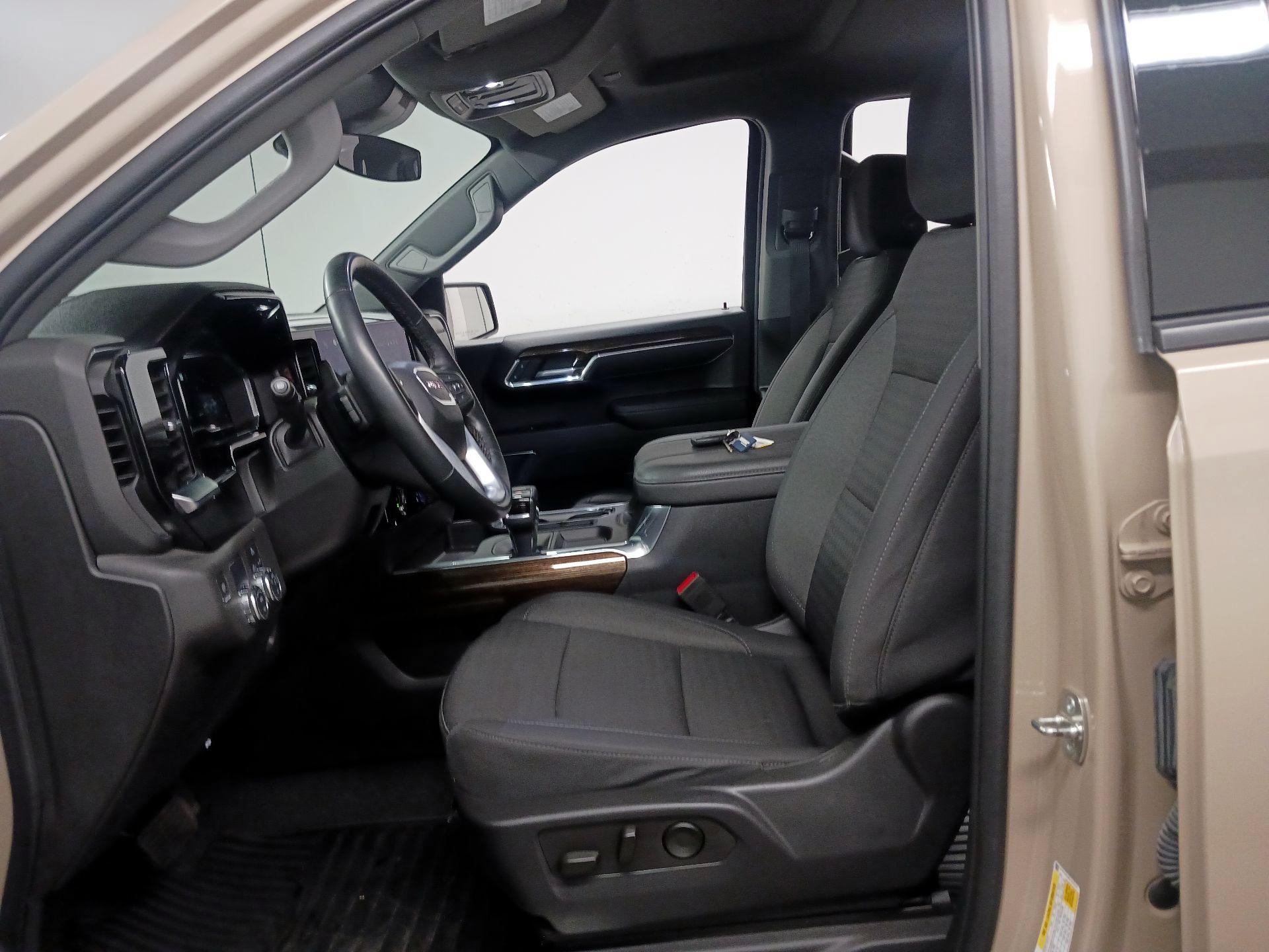 Thumbnail: 2023 GMC Sierra 1500 - 9