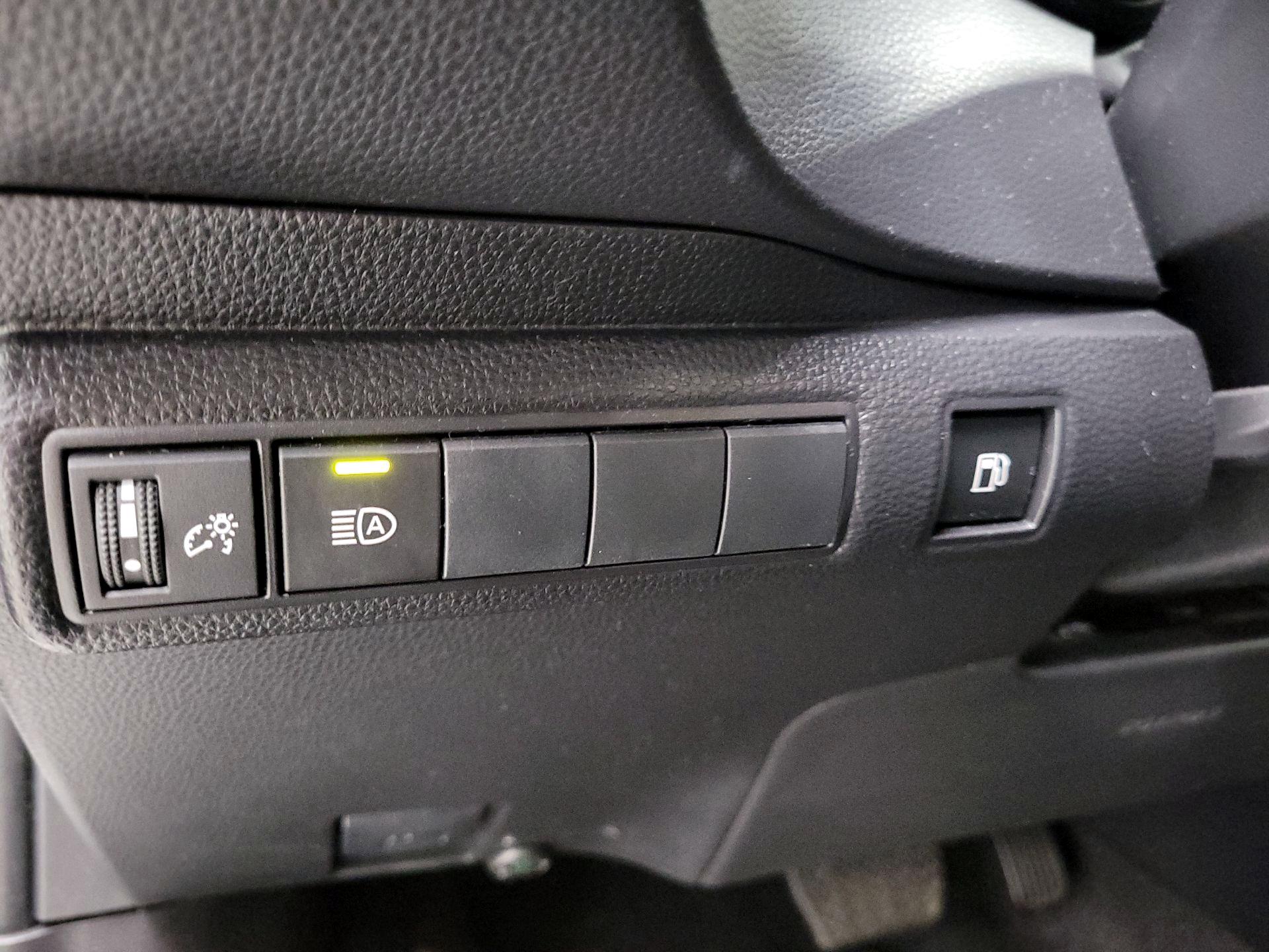 Thumbnail: 2023 Toyota Corolla - 11