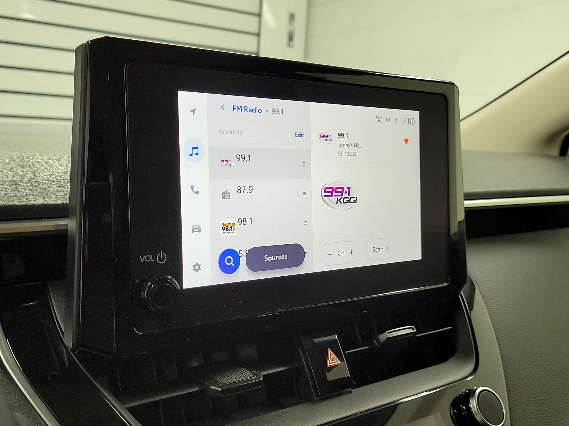 Thumbnail: 2023 Toyota Corolla - 13