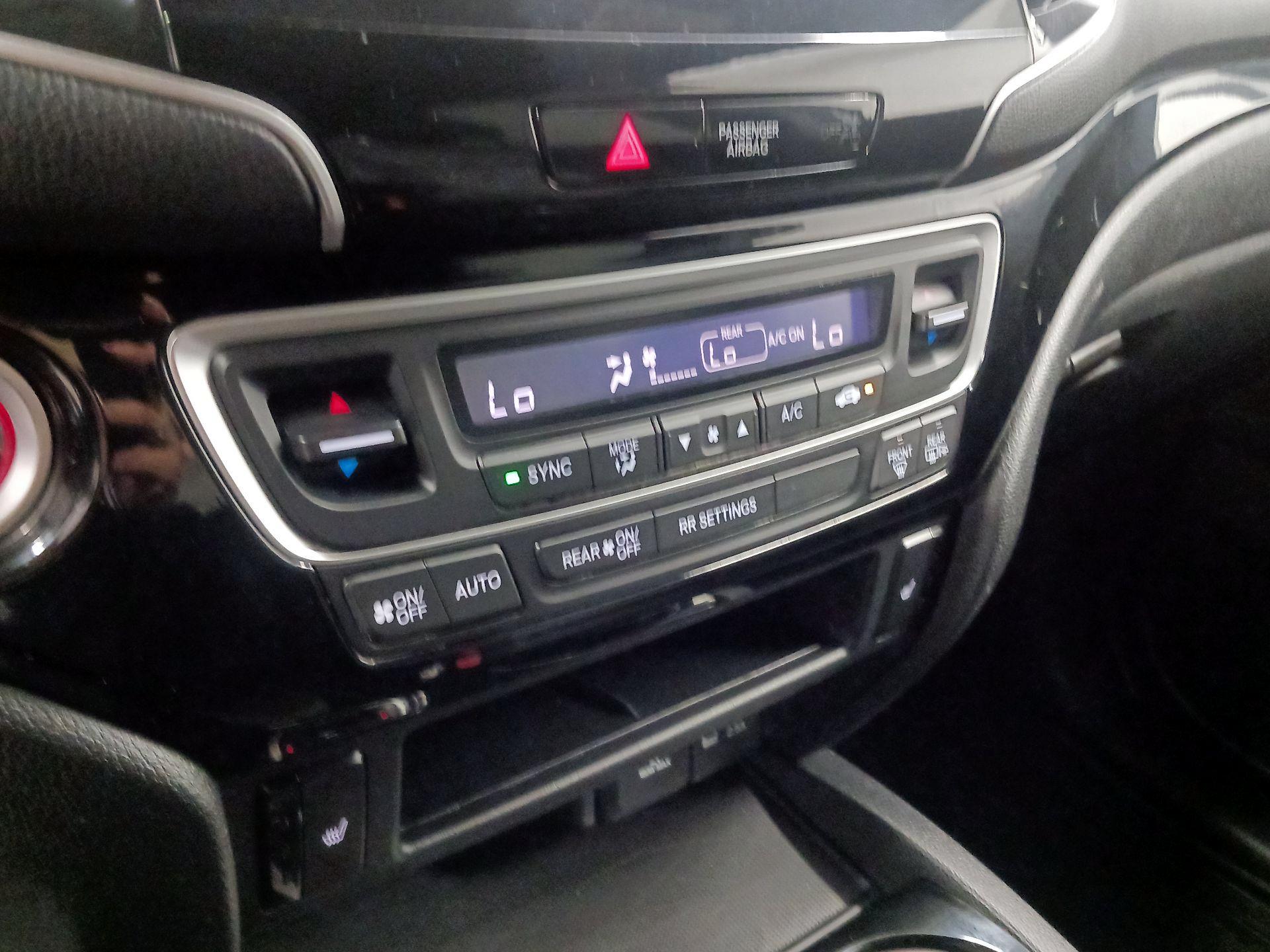 Thumbnail: 2019 Honda Passport - 14