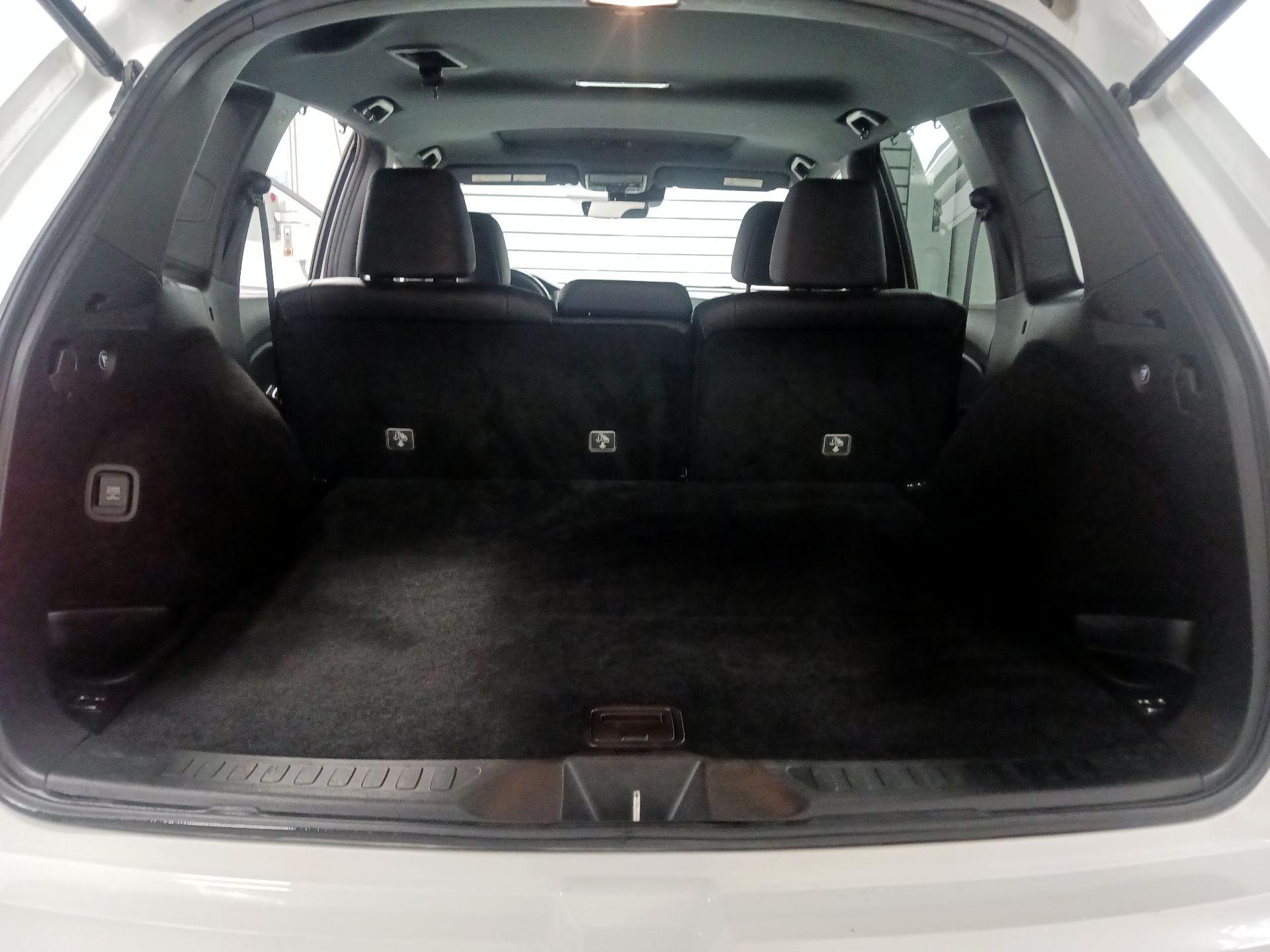 Thumbnail: 2019 Honda Passport - 17