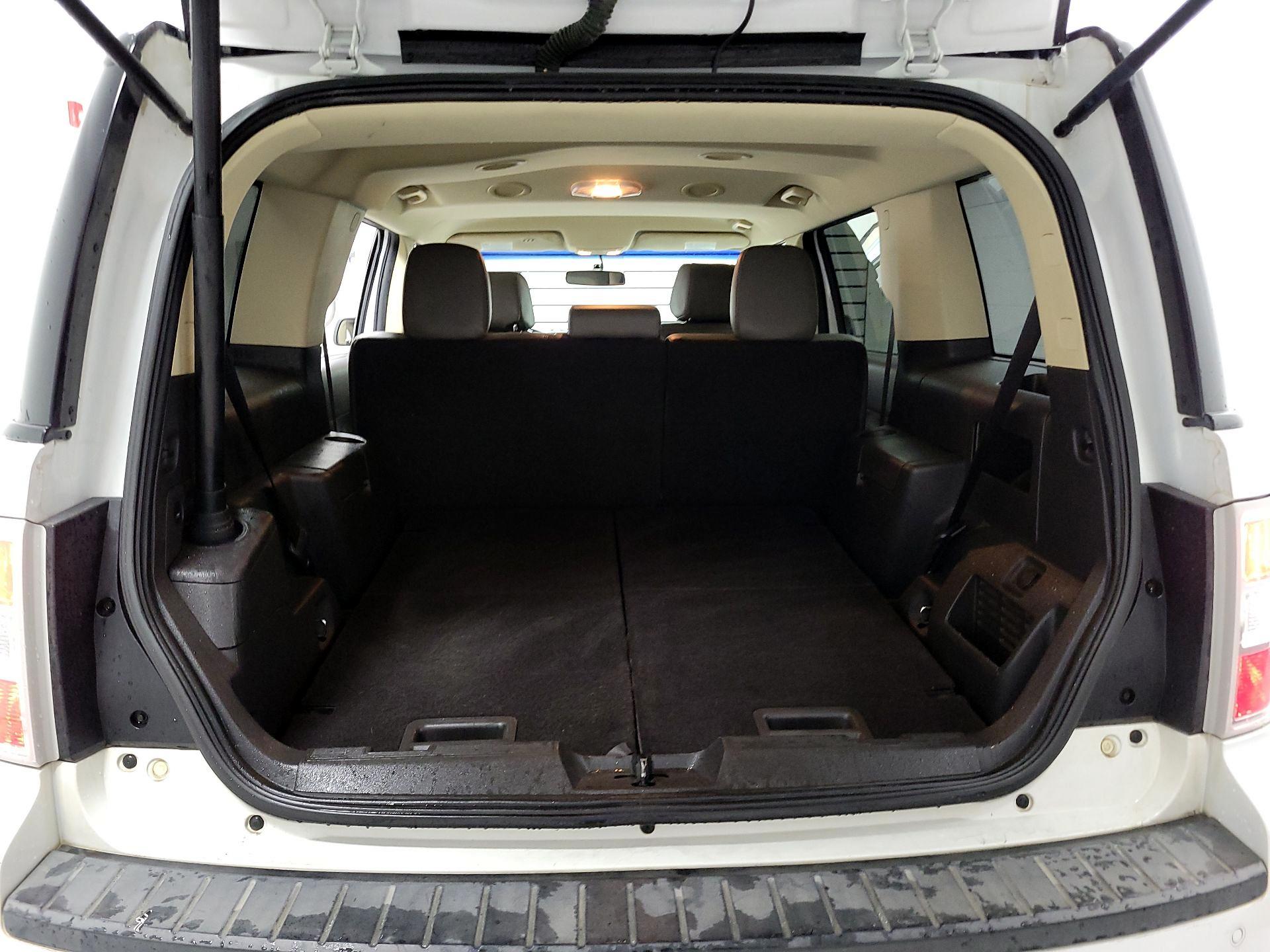 Thumbnail: 2016 Ford Flex - 18