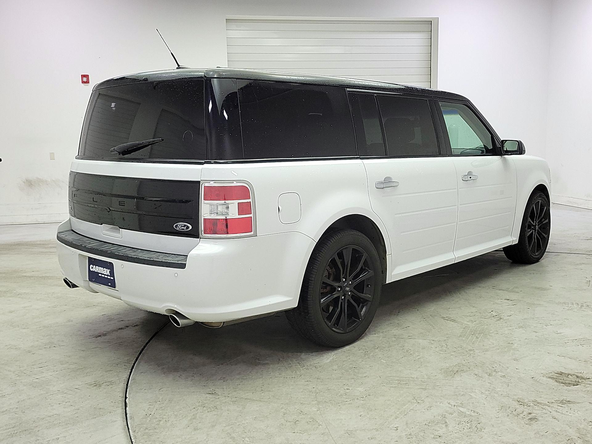 Thumbnail: 2016 Ford Flex - 5