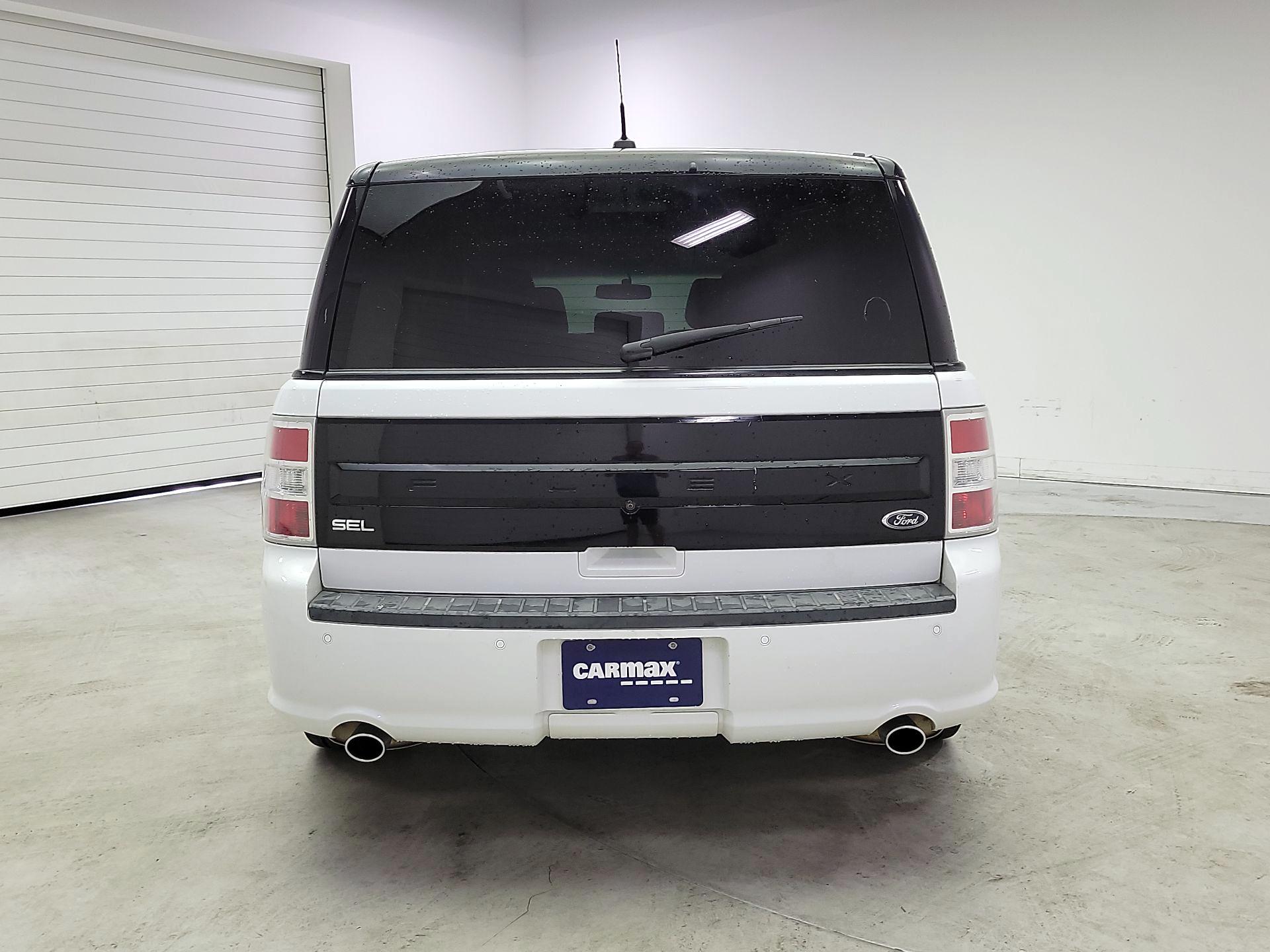Thumbnail: 2016 Ford Flex - 6