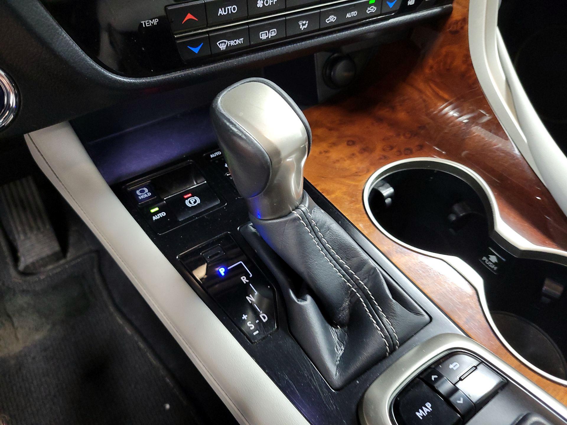 Thumbnail: 2018 Lexus RX - 13