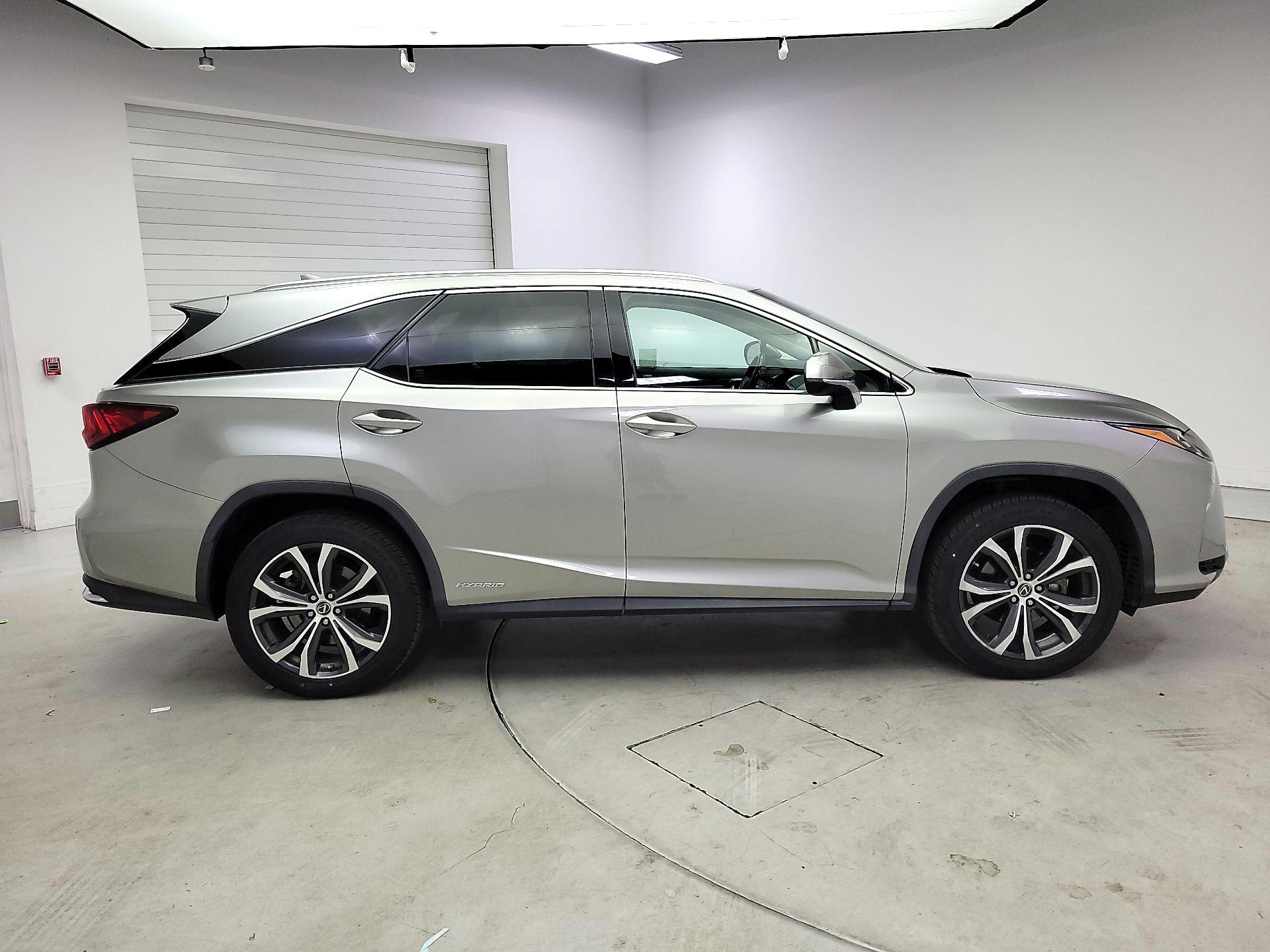 Thumbnail: 2018 Lexus RX - 4