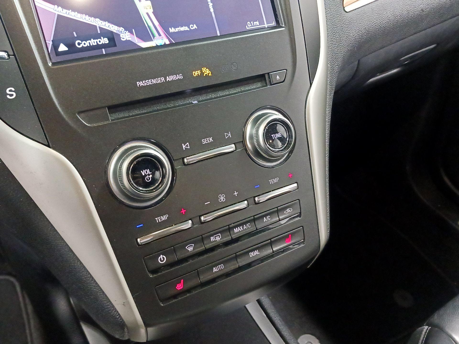 Thumbnail: 2019 Lincoln MKC - 14