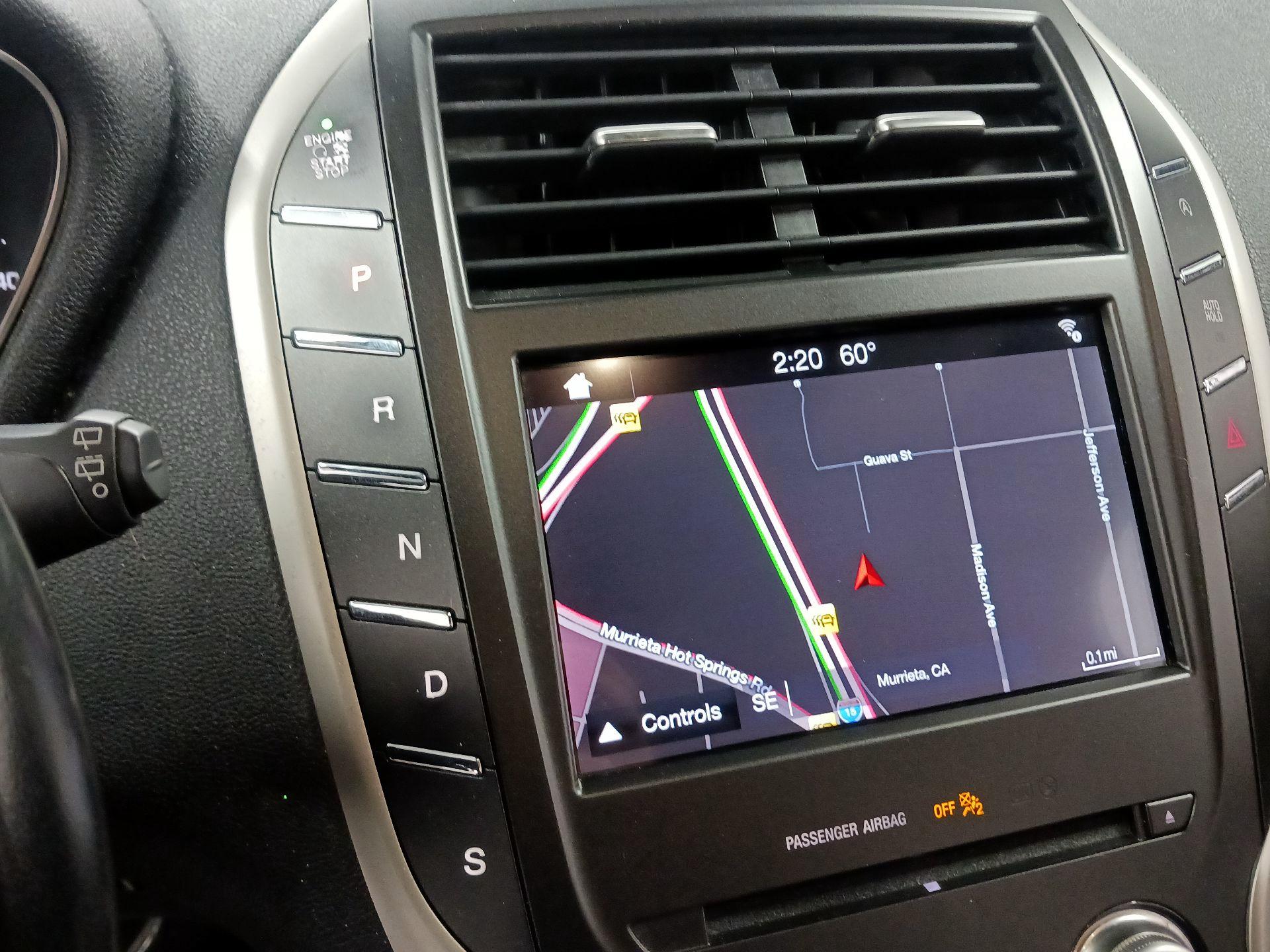 Thumbnail: 2019 Lincoln MKC - 15