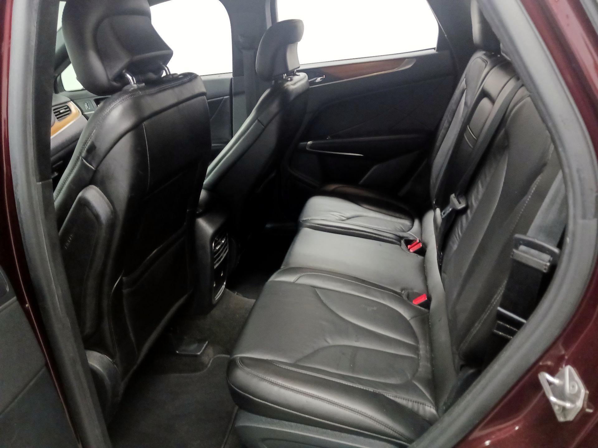 Thumbnail: 2019 Lincoln MKC - 16