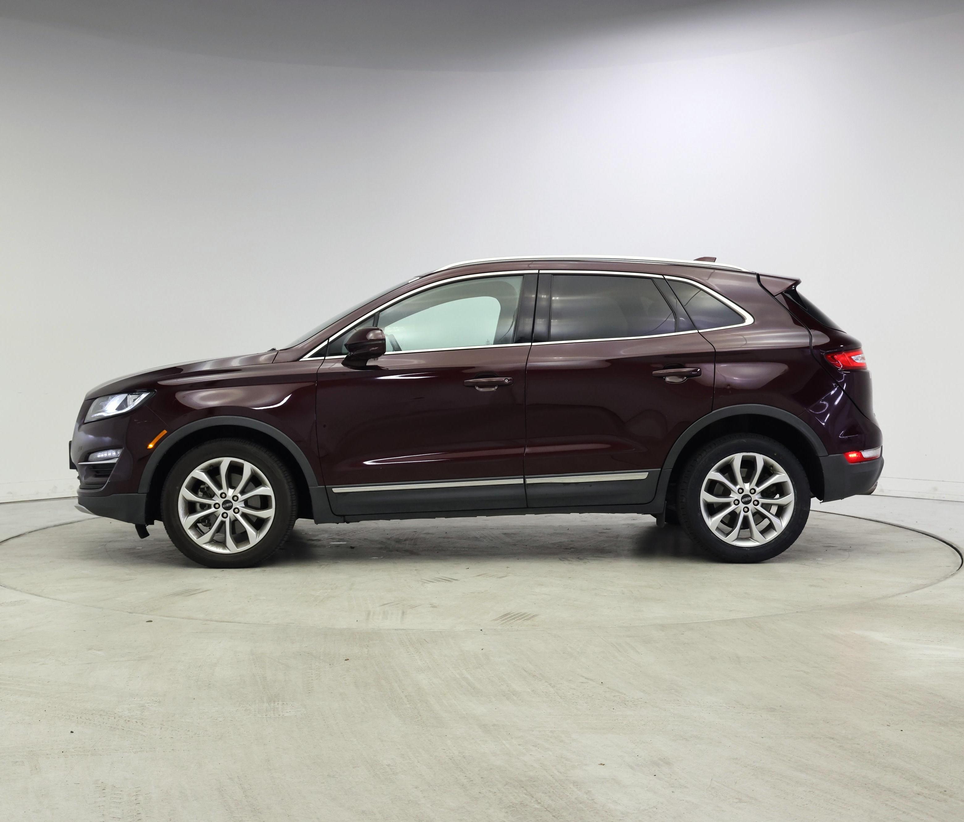 Thumbnail: 2019 Lincoln MKC - 3