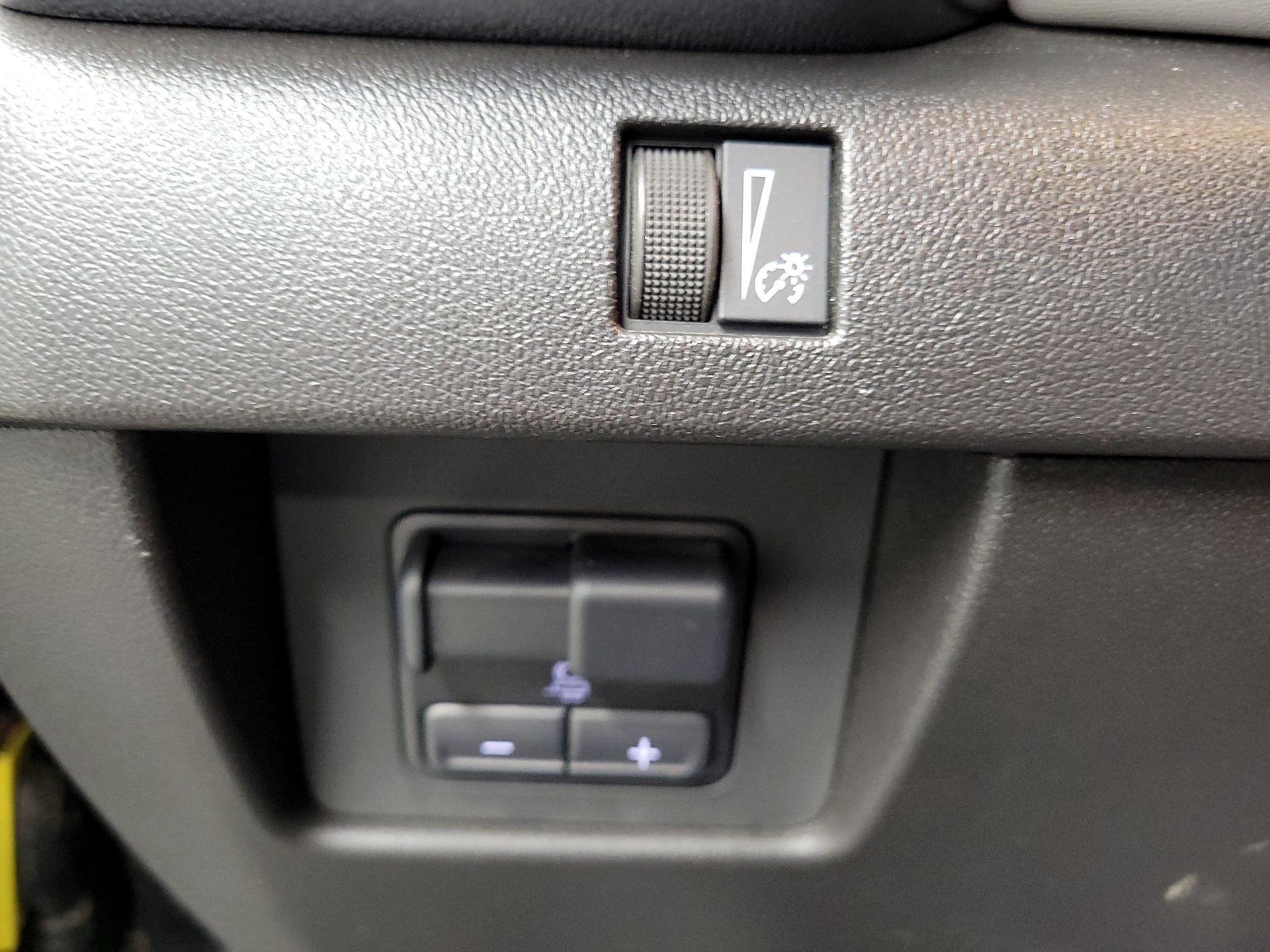 Thumbnail: 2024 GMC Canyon - 13