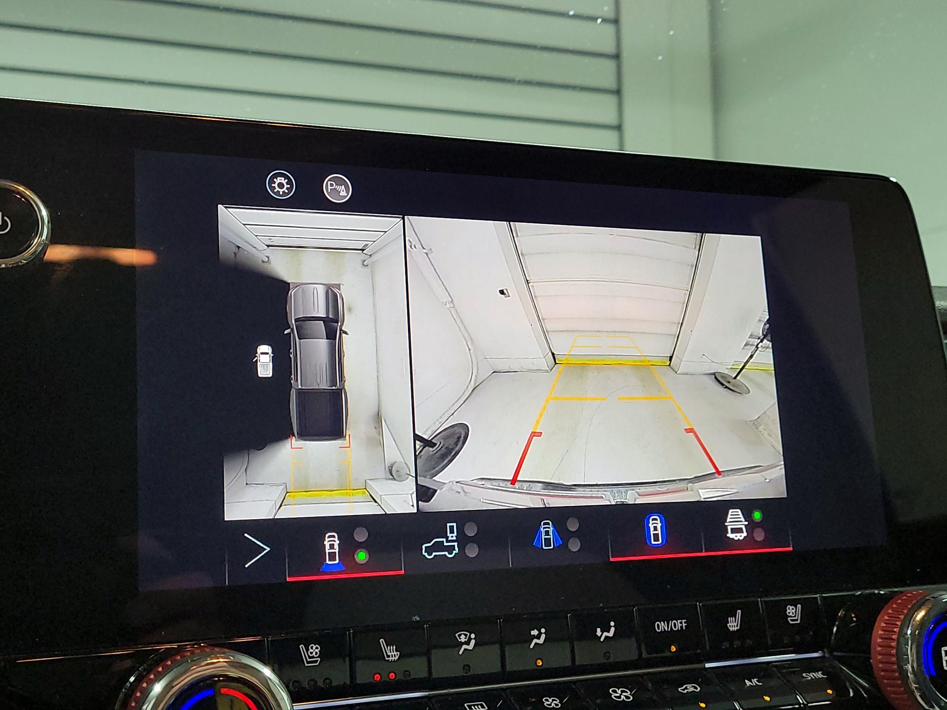 Thumbnail: 2024 GMC Canyon - 14