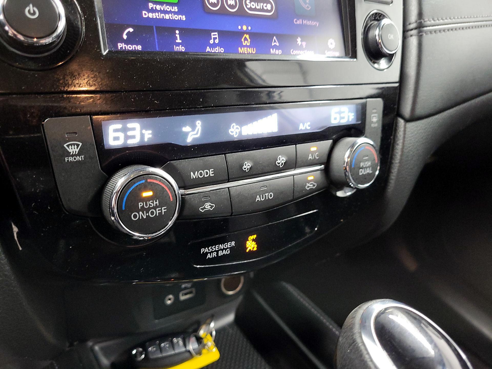 Thumbnail: 2018 Nissan Rogue - 14