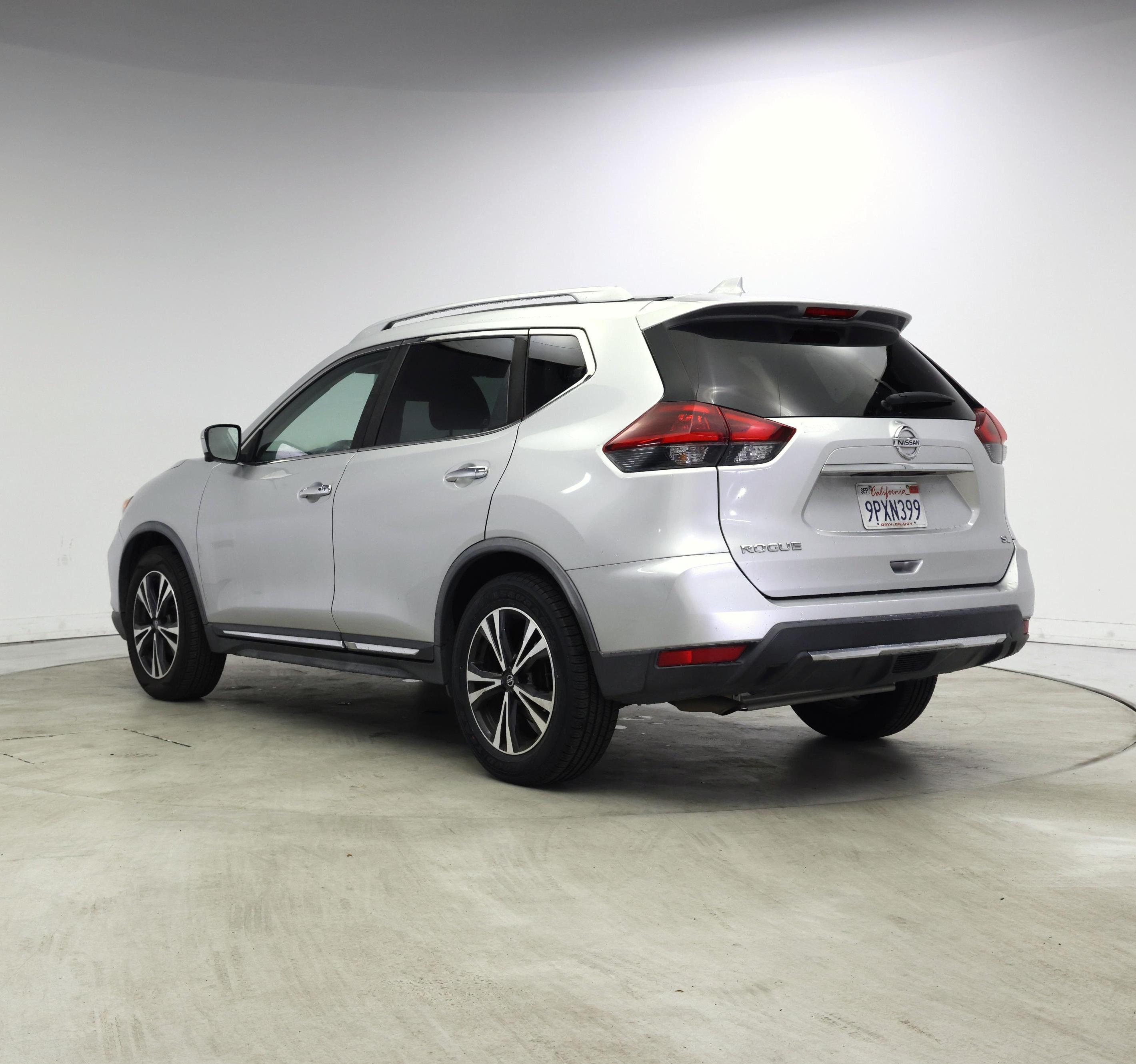 Thumbnail: 2018 Nissan Rogue - 2