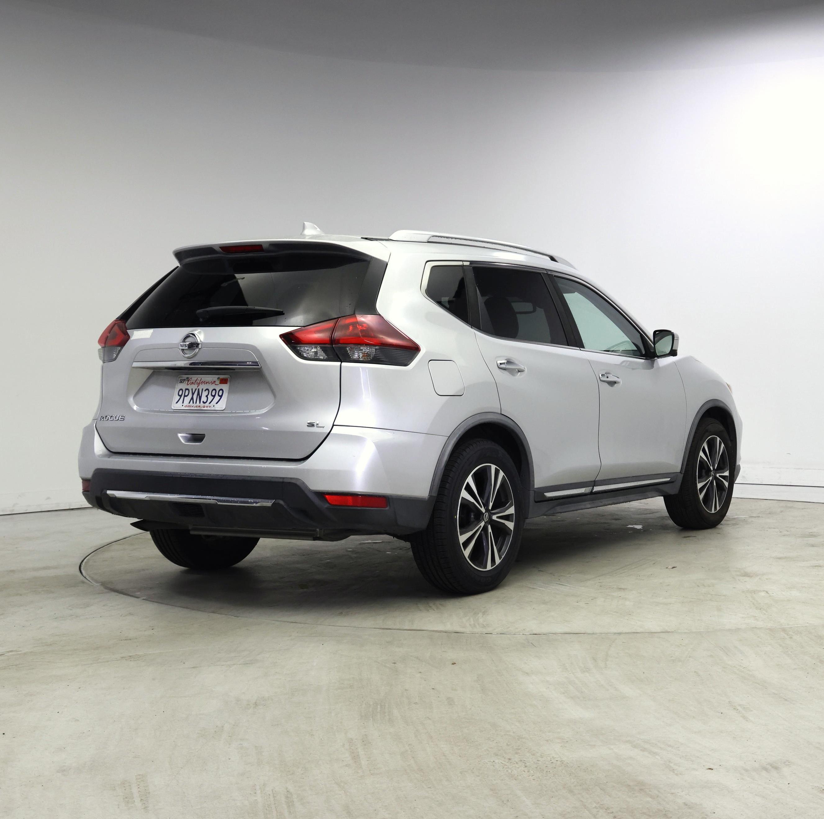Thumbnail: 2018 Nissan Rogue - 8