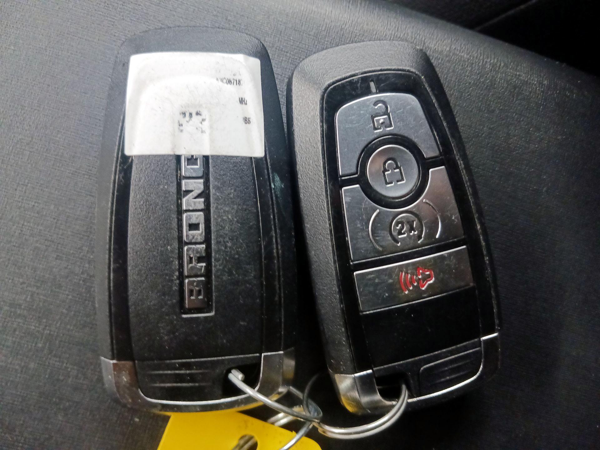 Thumbnail: 2023 Ford Bronco - 18