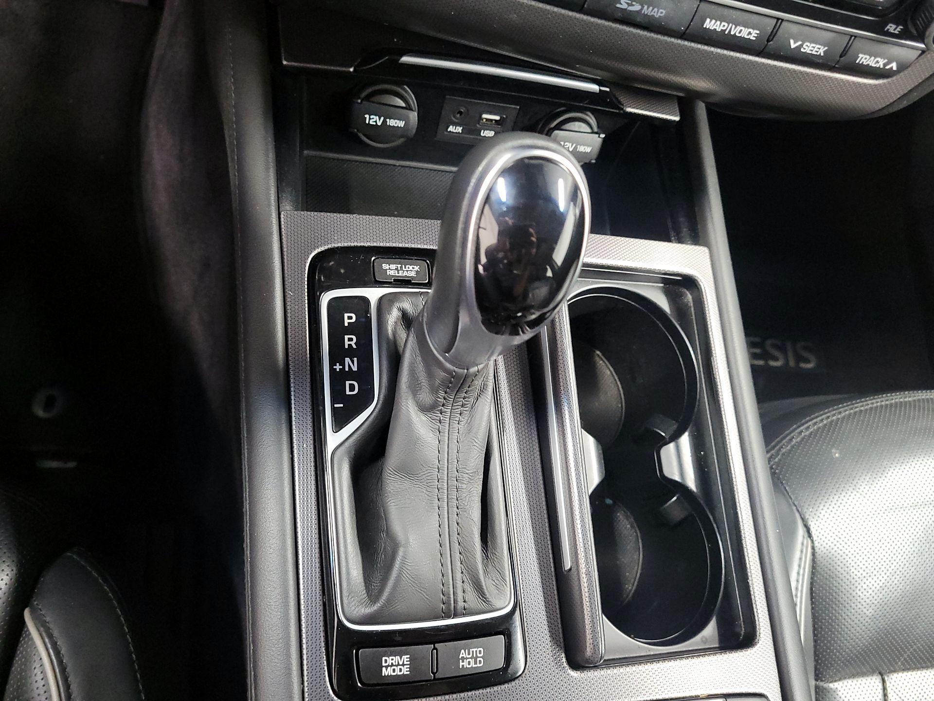 Thumbnail: 2017 Genesis G80 - 17