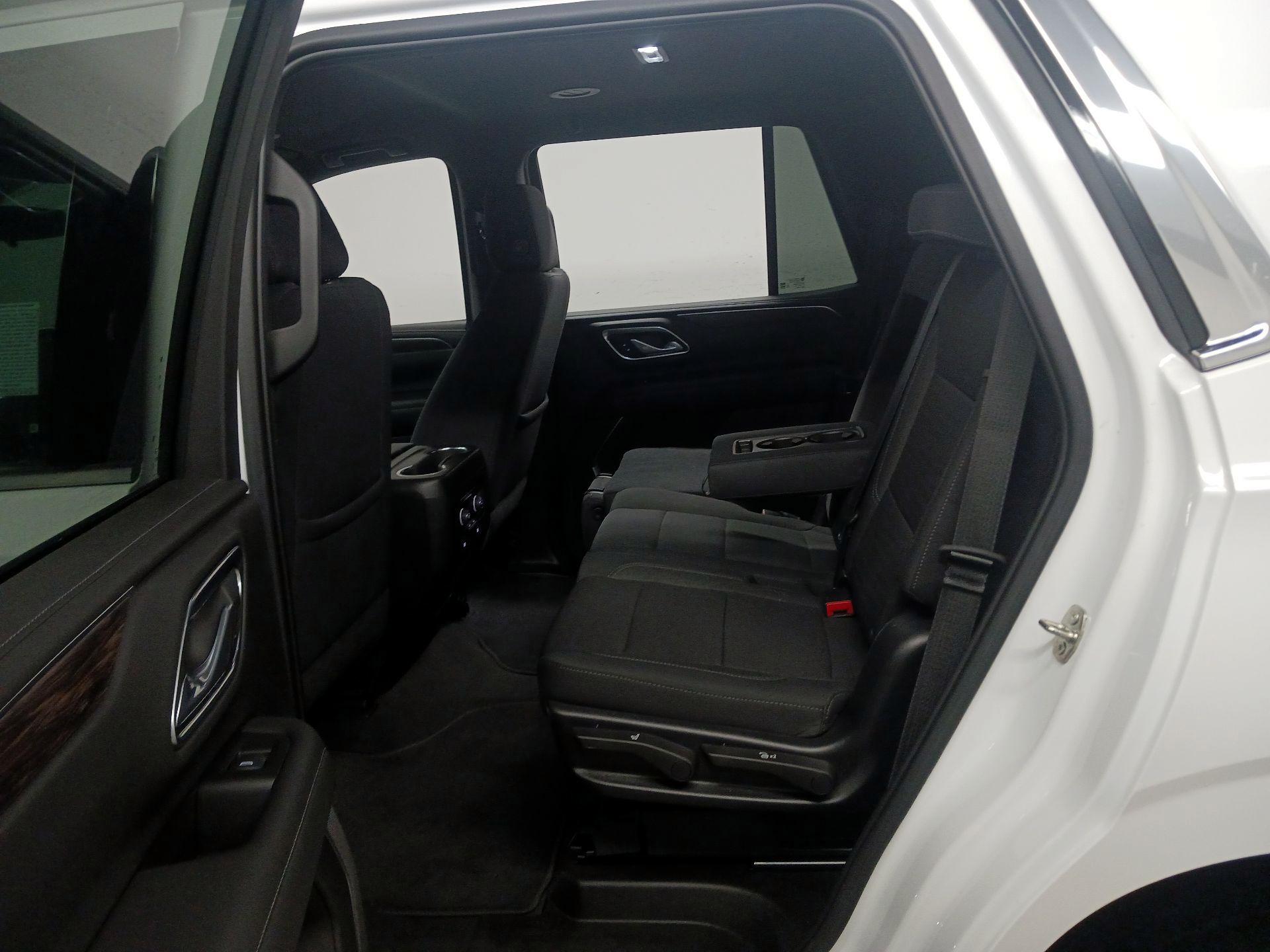 Thumbnail: 2021 Chevrolet Tahoe - 17