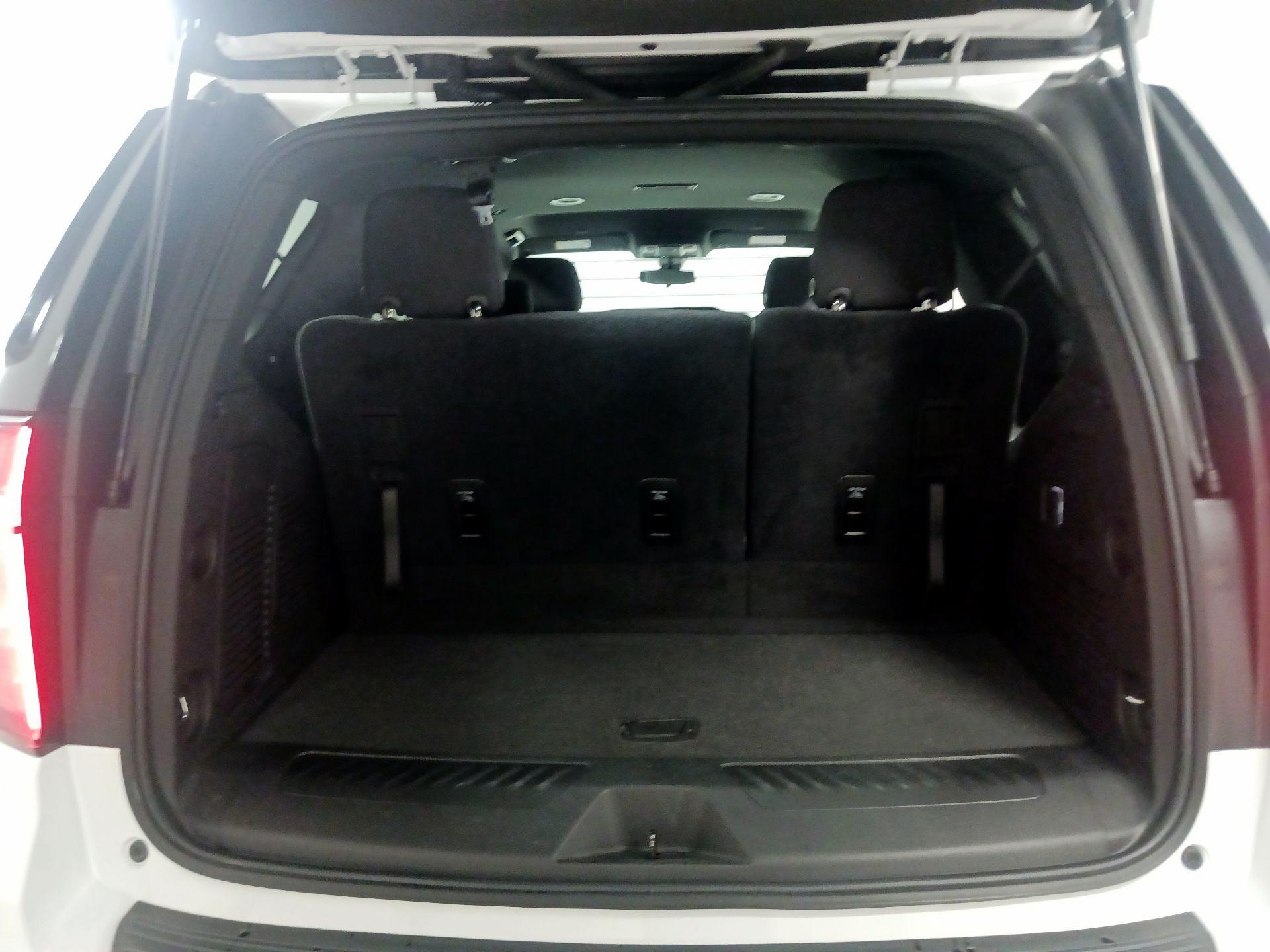 Thumbnail: 2021 Chevrolet Tahoe - 18