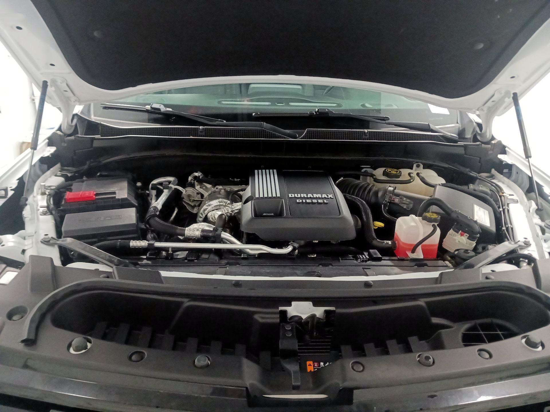 Thumbnail: 2021 Chevrolet Tahoe - 19