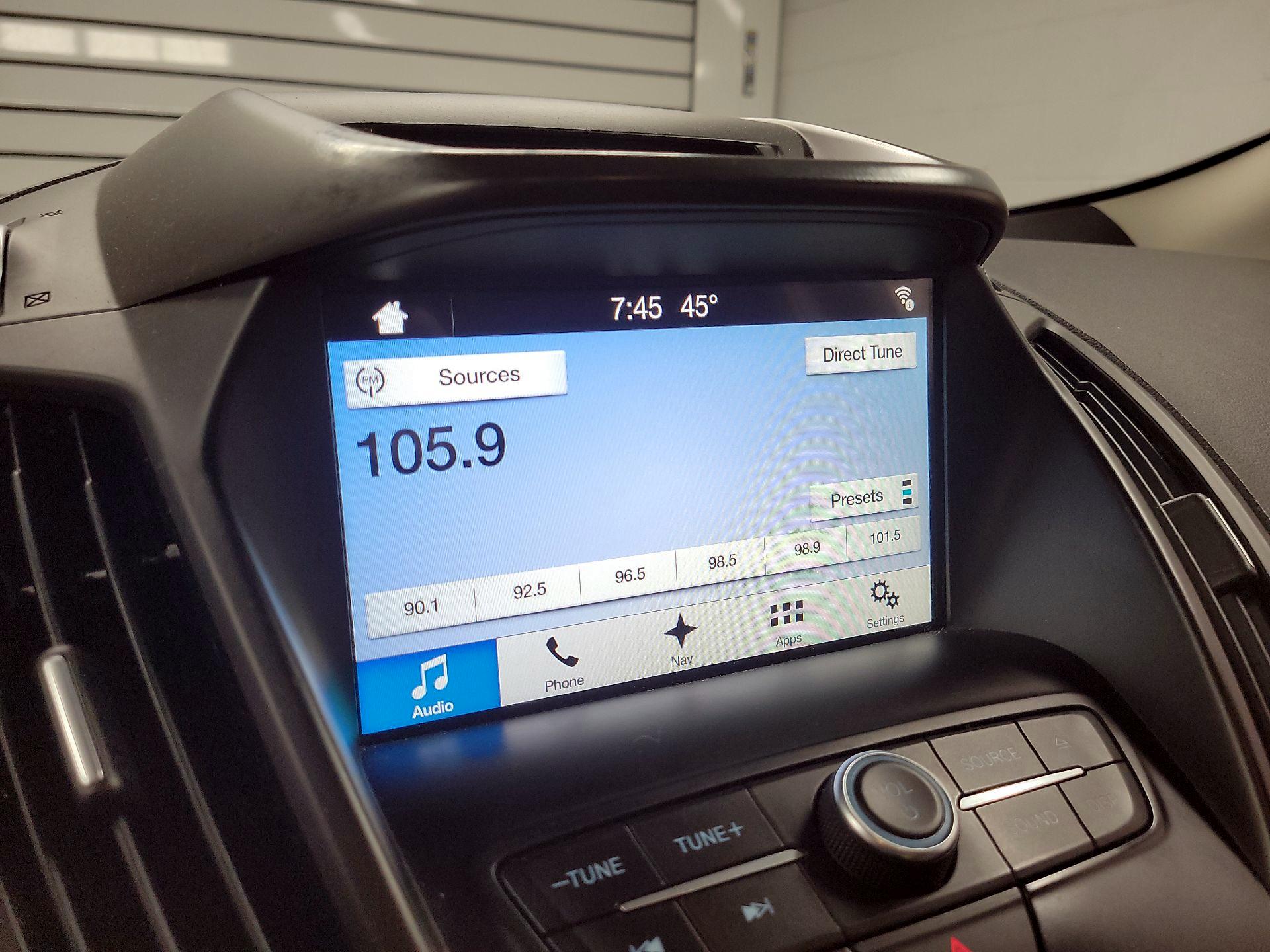 Thumbnail: 2017 Ford Escape - 16