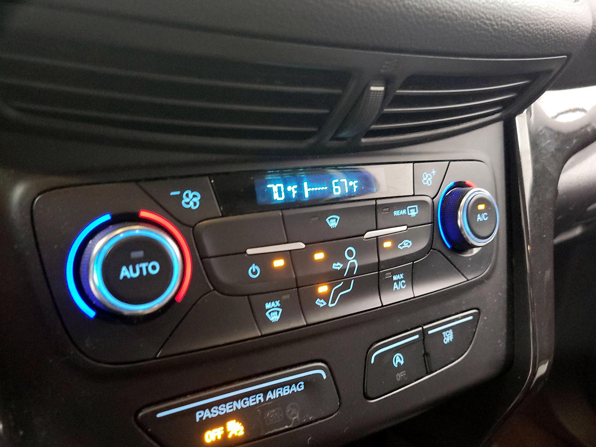 Thumbnail: 2017 Ford Escape - 17