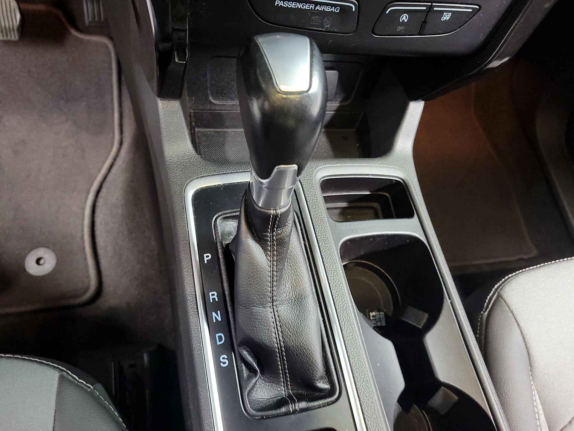 Thumbnail: 2017 Ford Escape - 18