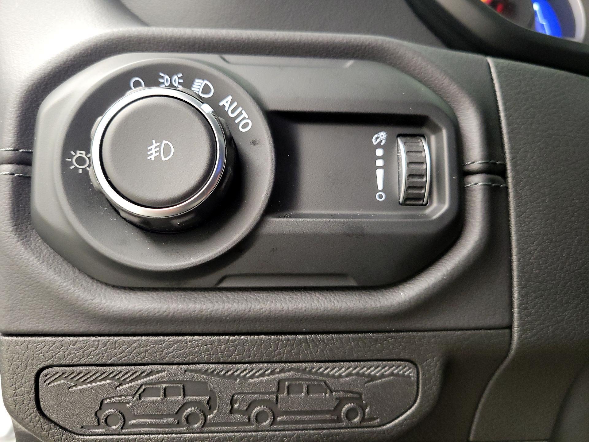 Thumbnail: 2024 Jeep Wrangler - 13