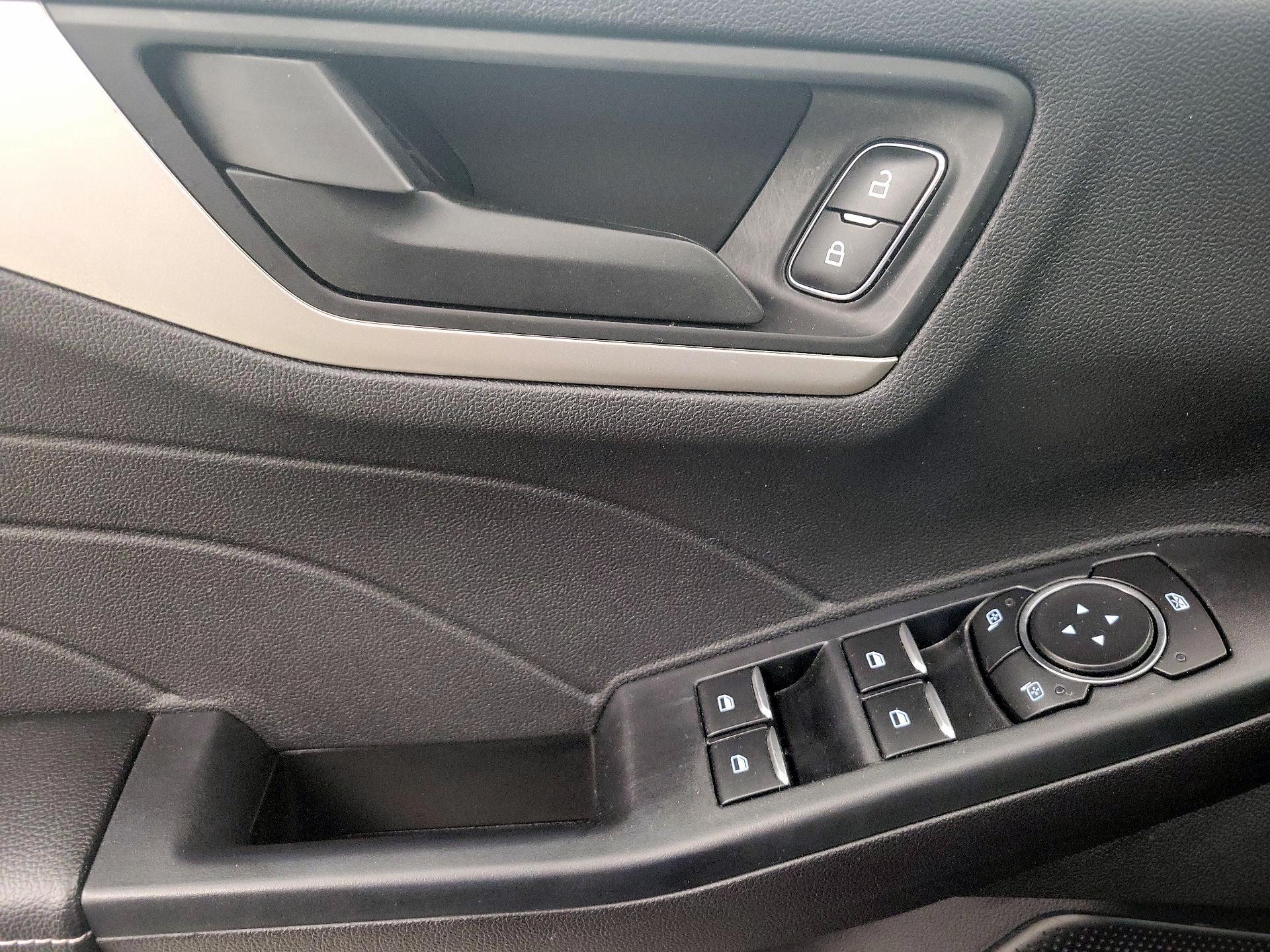 Thumbnail: 2022 Ford Escape - 12