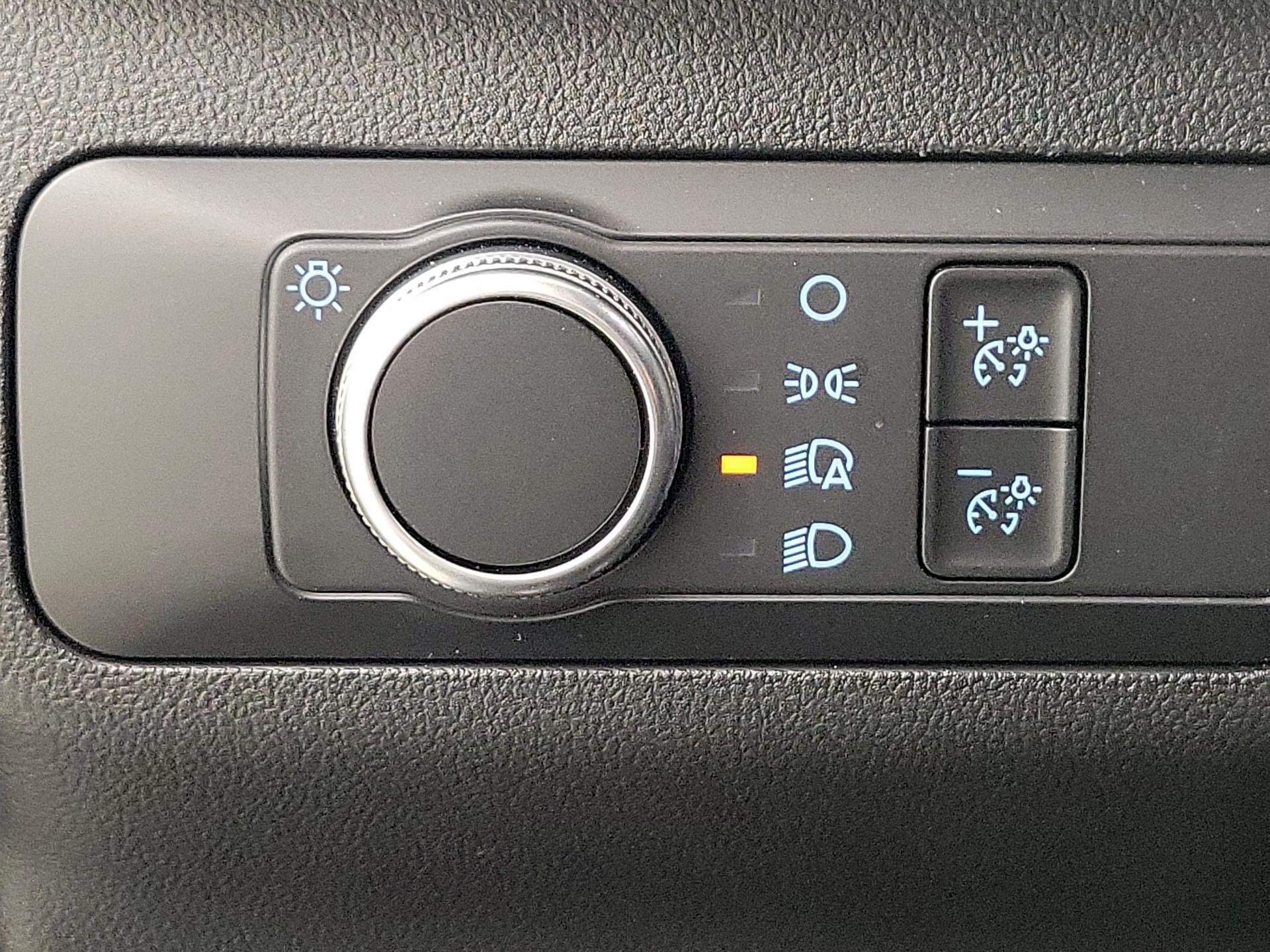 Thumbnail: 2022 Ford Escape - 13