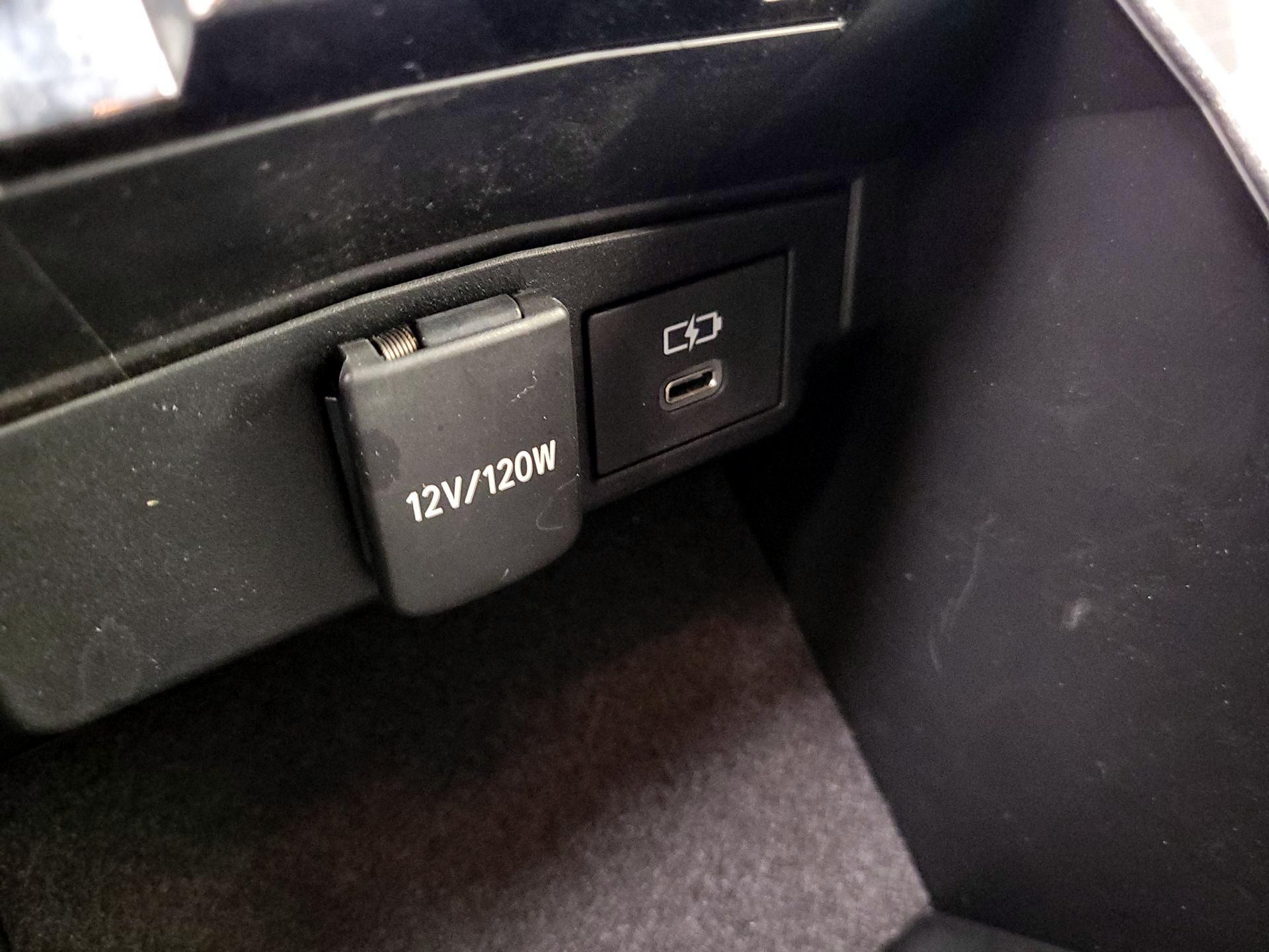 Thumbnail: 2022 Toyota Corolla - 19