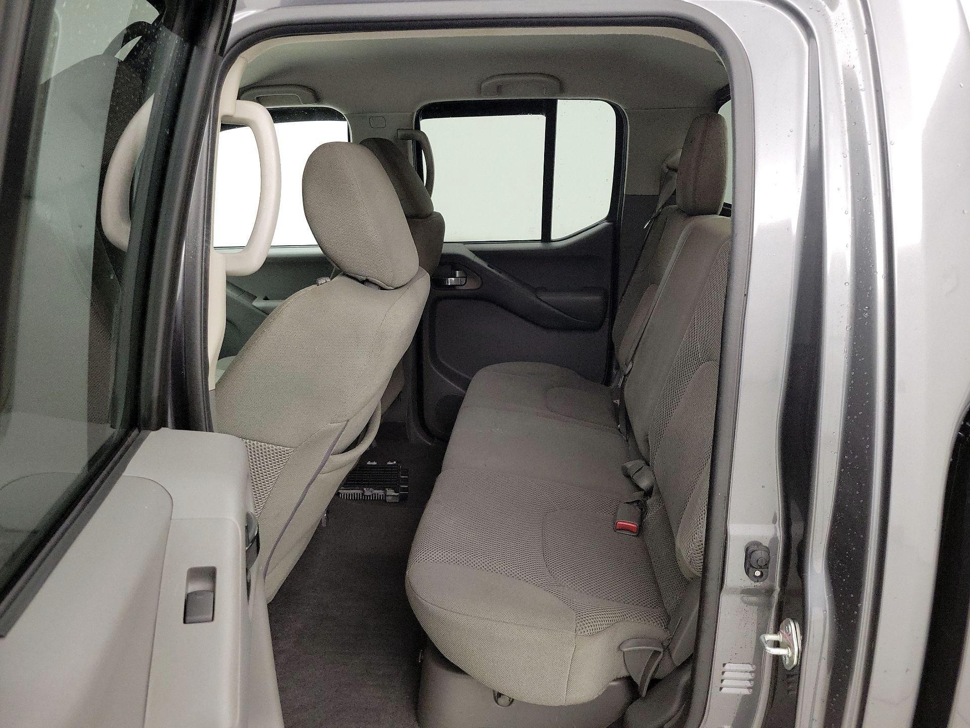 Thumbnail: 2021 Nissan Frontier - 18