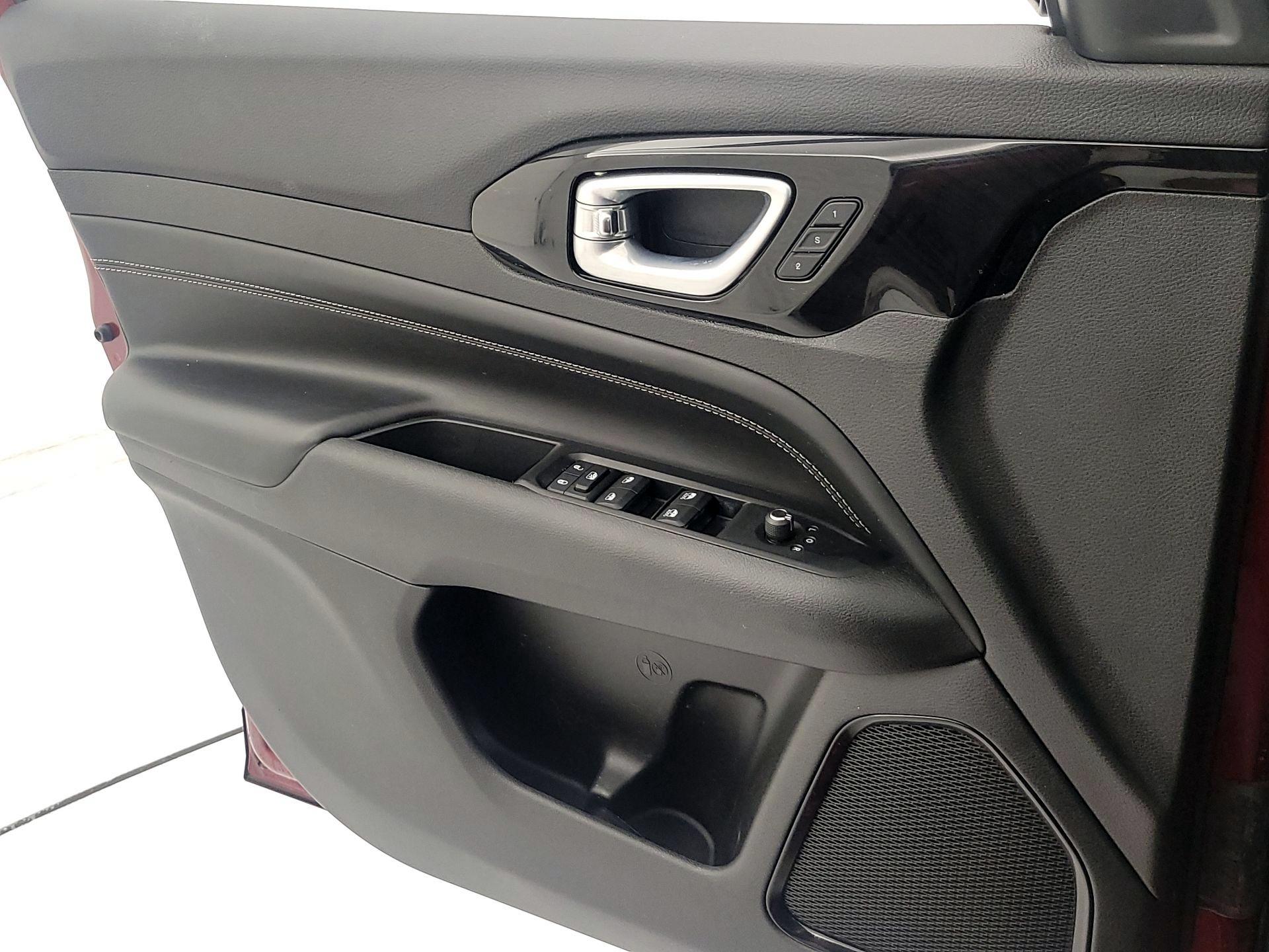 Thumbnail: 2022 Jeep Compass - 12