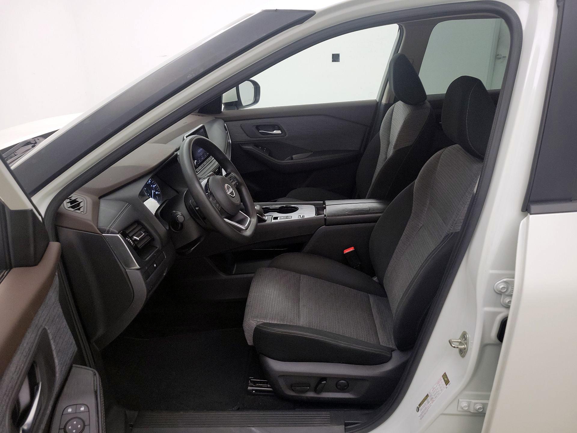 Thumbnail: 2022 Nissan Rogue - 11