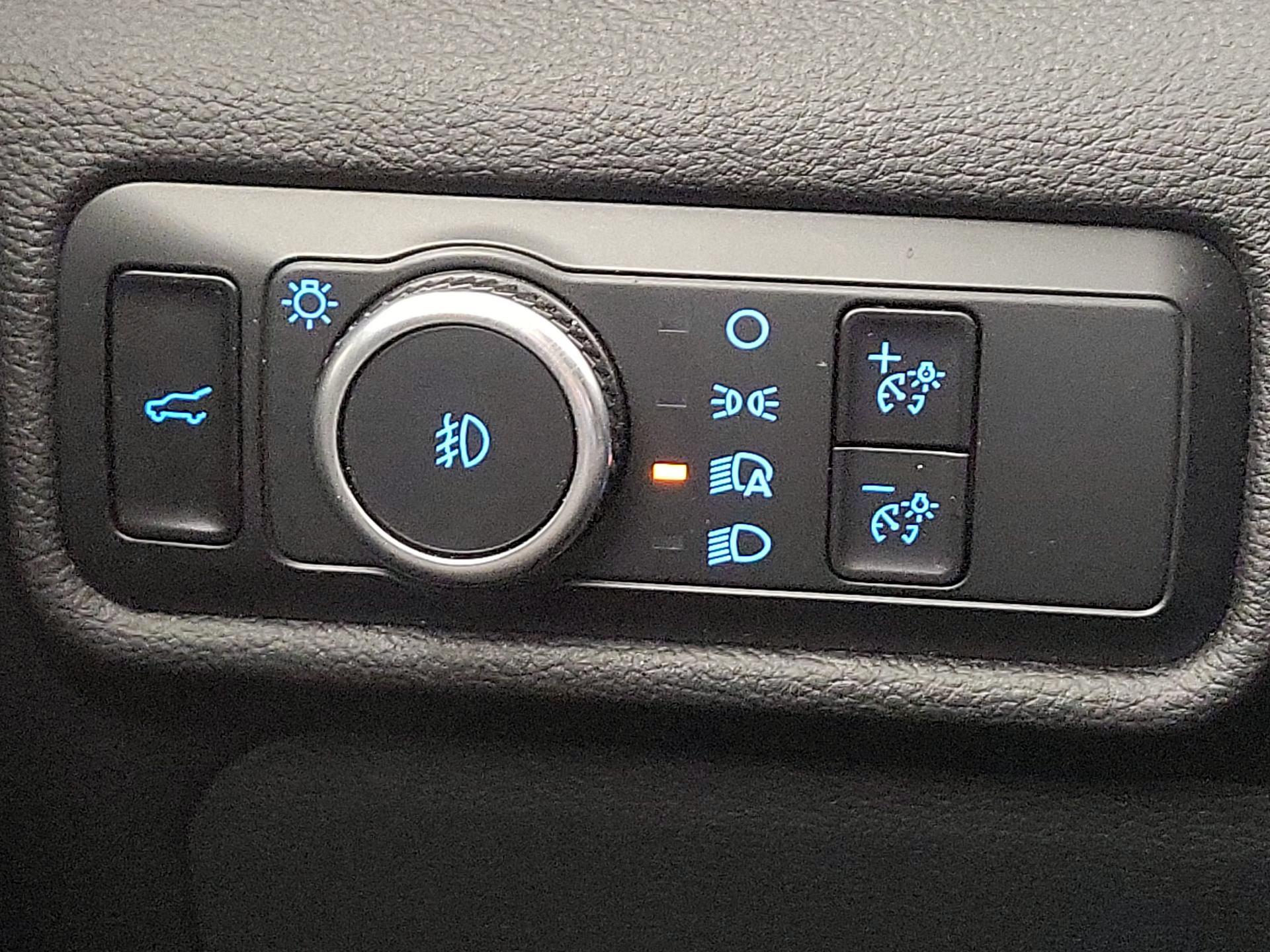 Thumbnail: 2023 Ford Explorer - 13