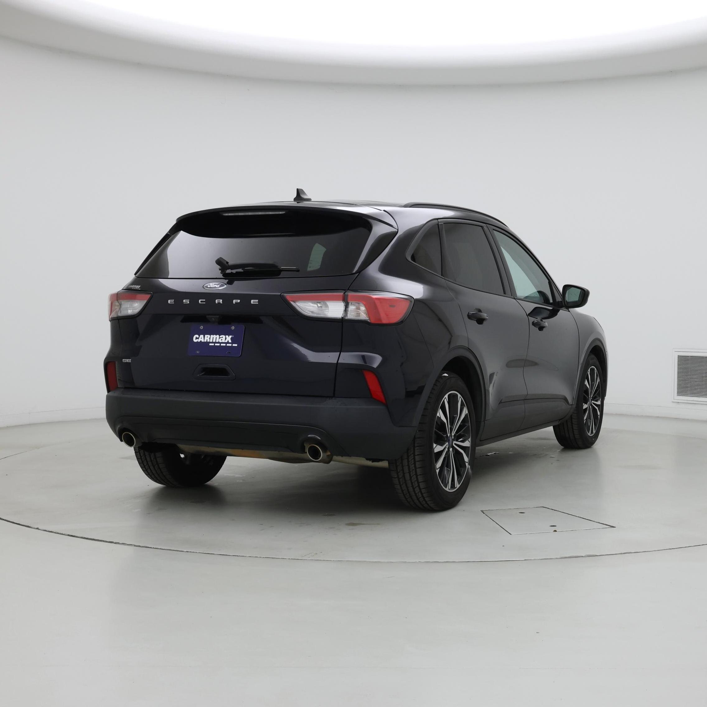 Thumbnail: 2021 Ford Escape - 8