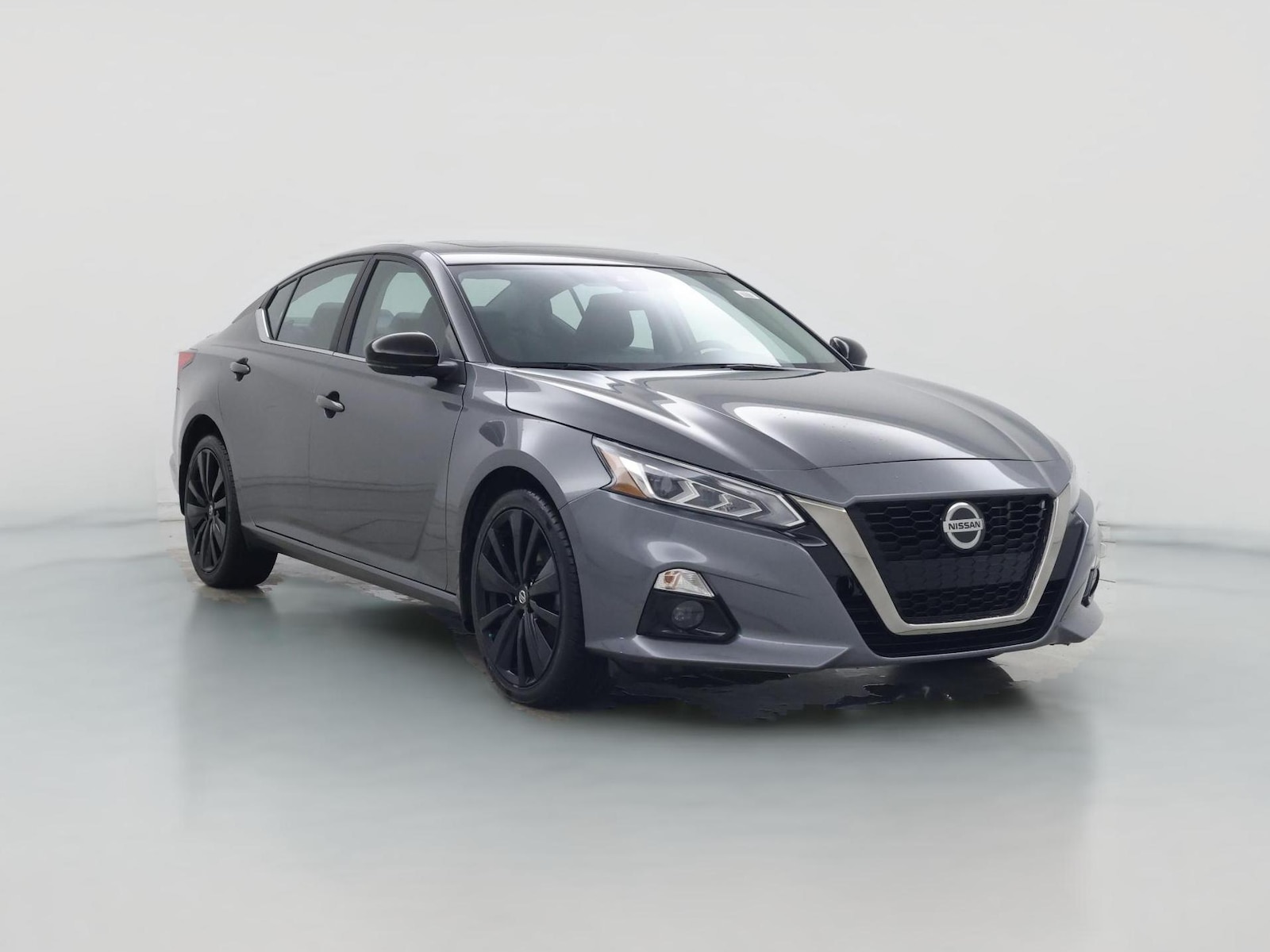 2022 Nissan Altima SR