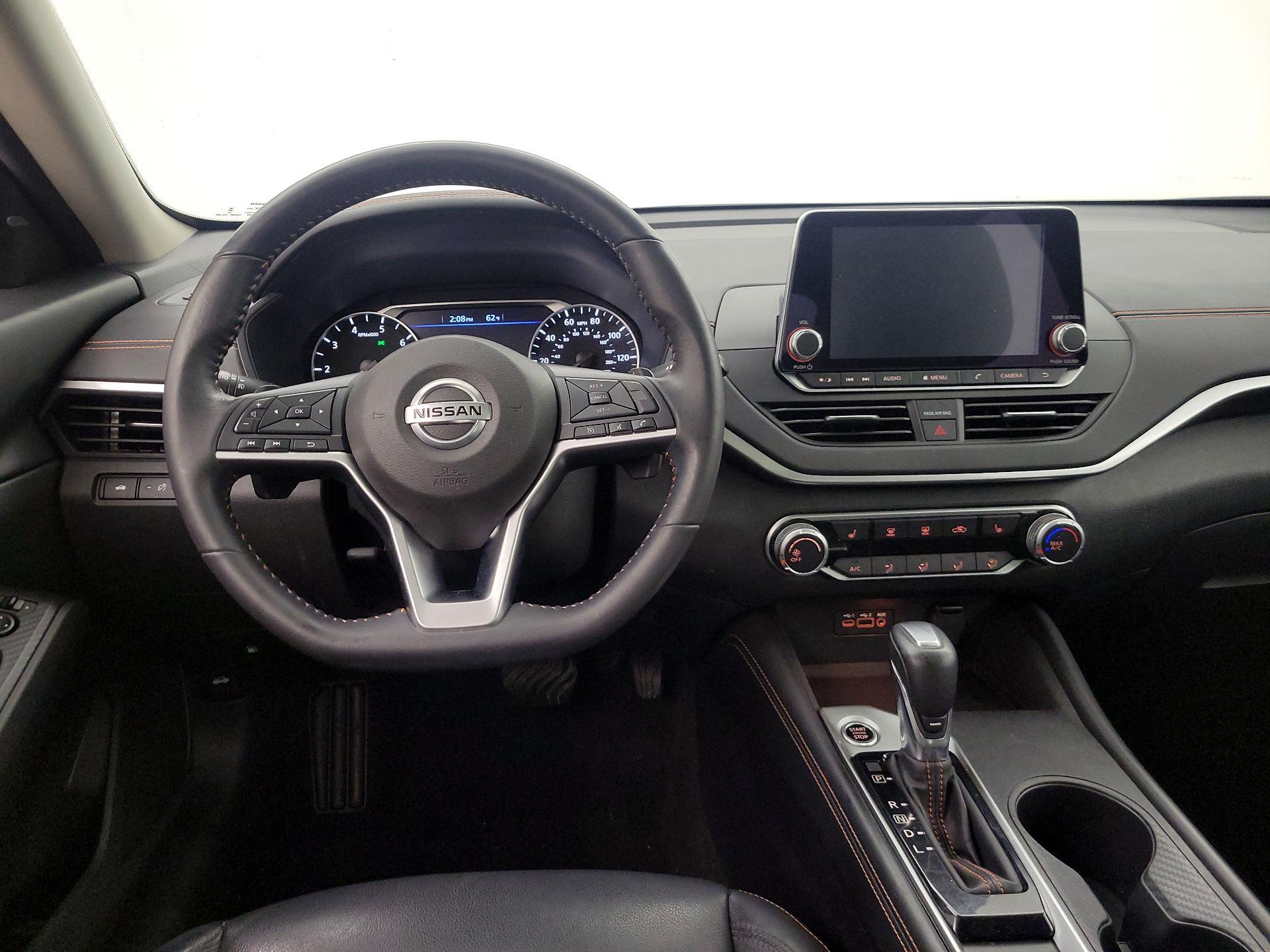 Thumbnail: 2022 Nissan Altima - 10