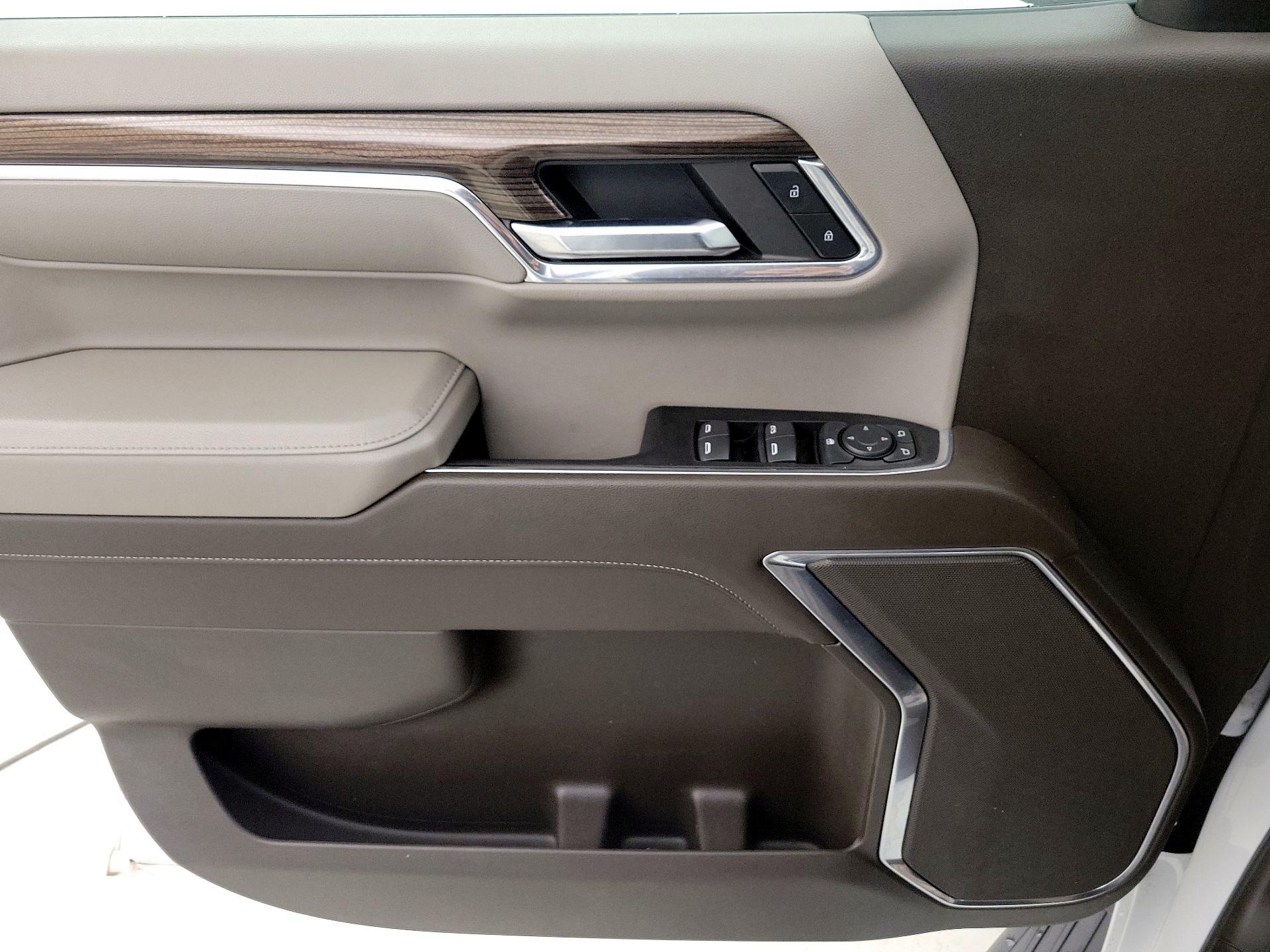 Thumbnail: 2023 Chevrolet Silverado 1500 - 12