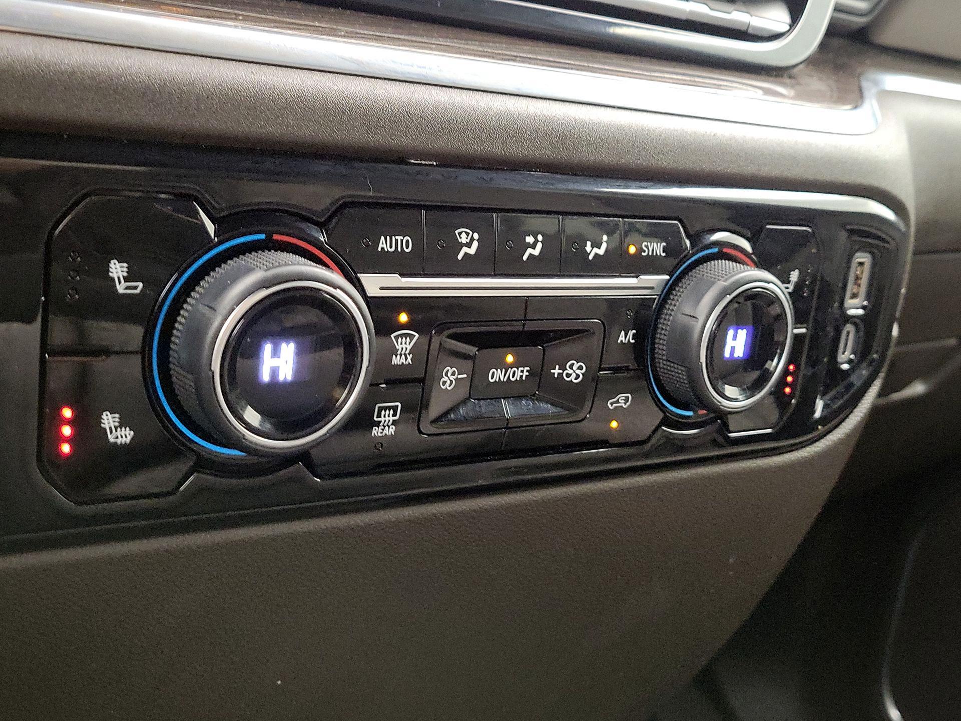 Thumbnail: 2023 Chevrolet Silverado 1500 - 16