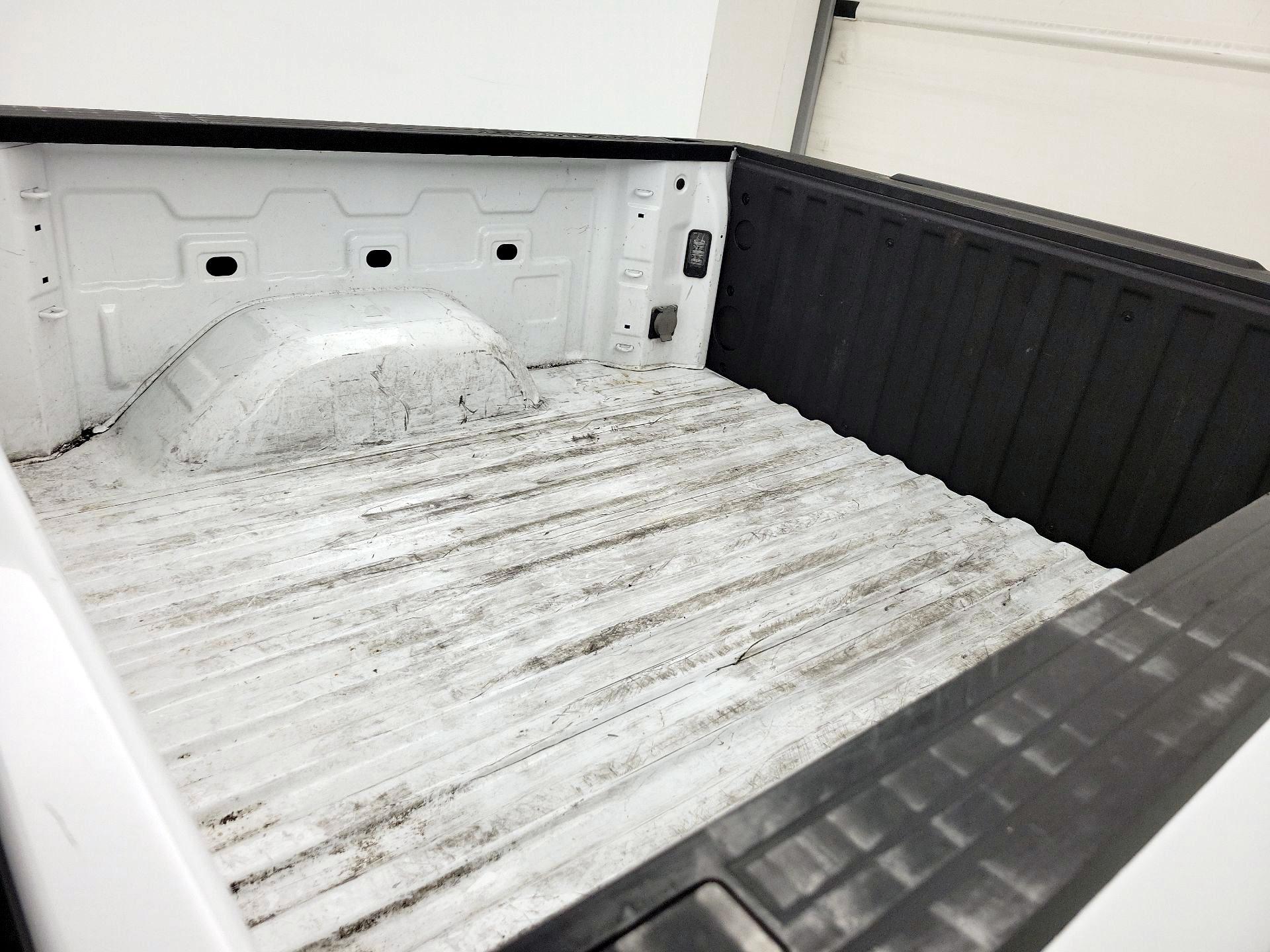 Thumbnail: 2023 Chevrolet Silverado 1500 - 20