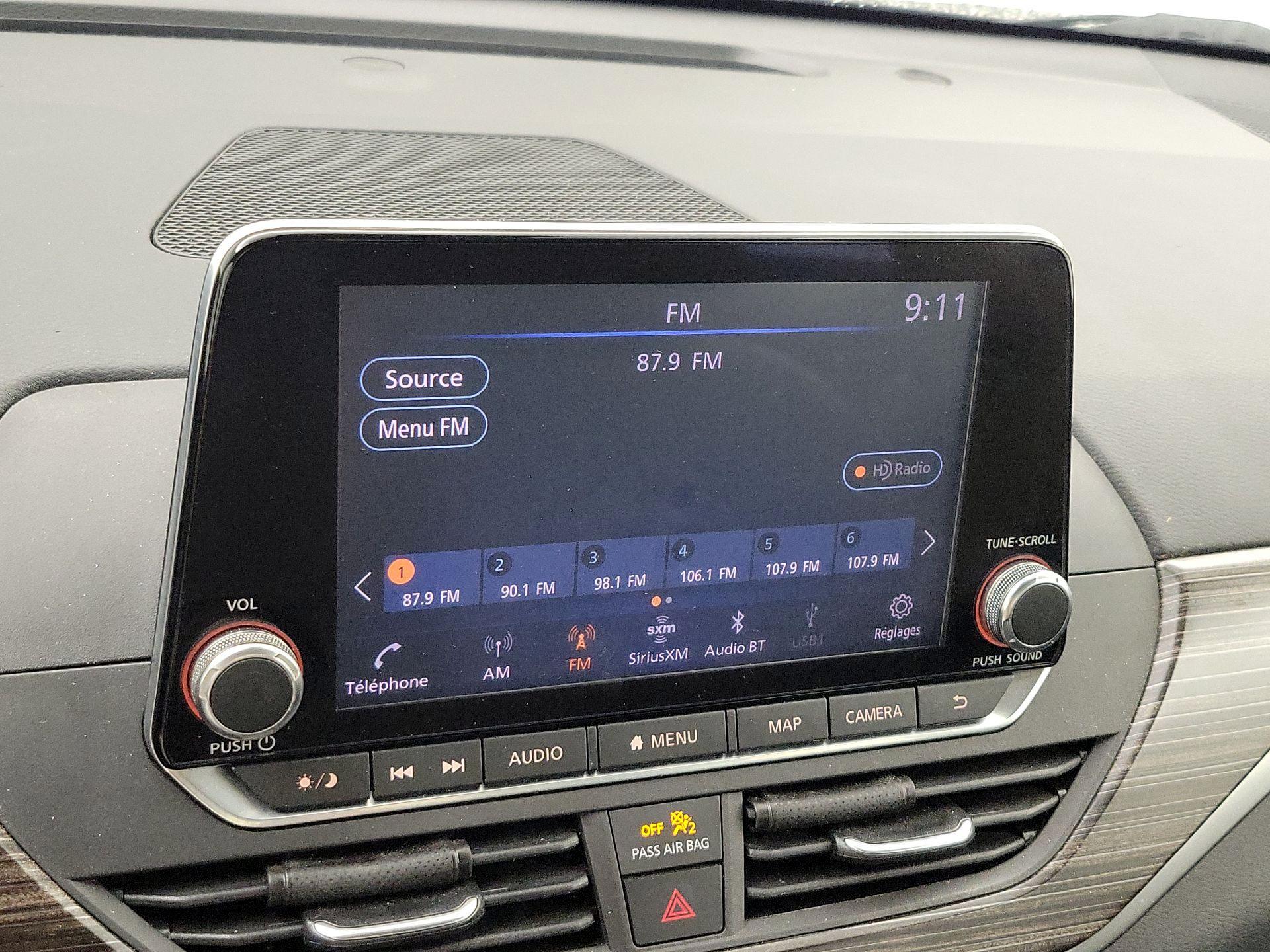 Thumbnail: 2021 Nissan Altima - 16