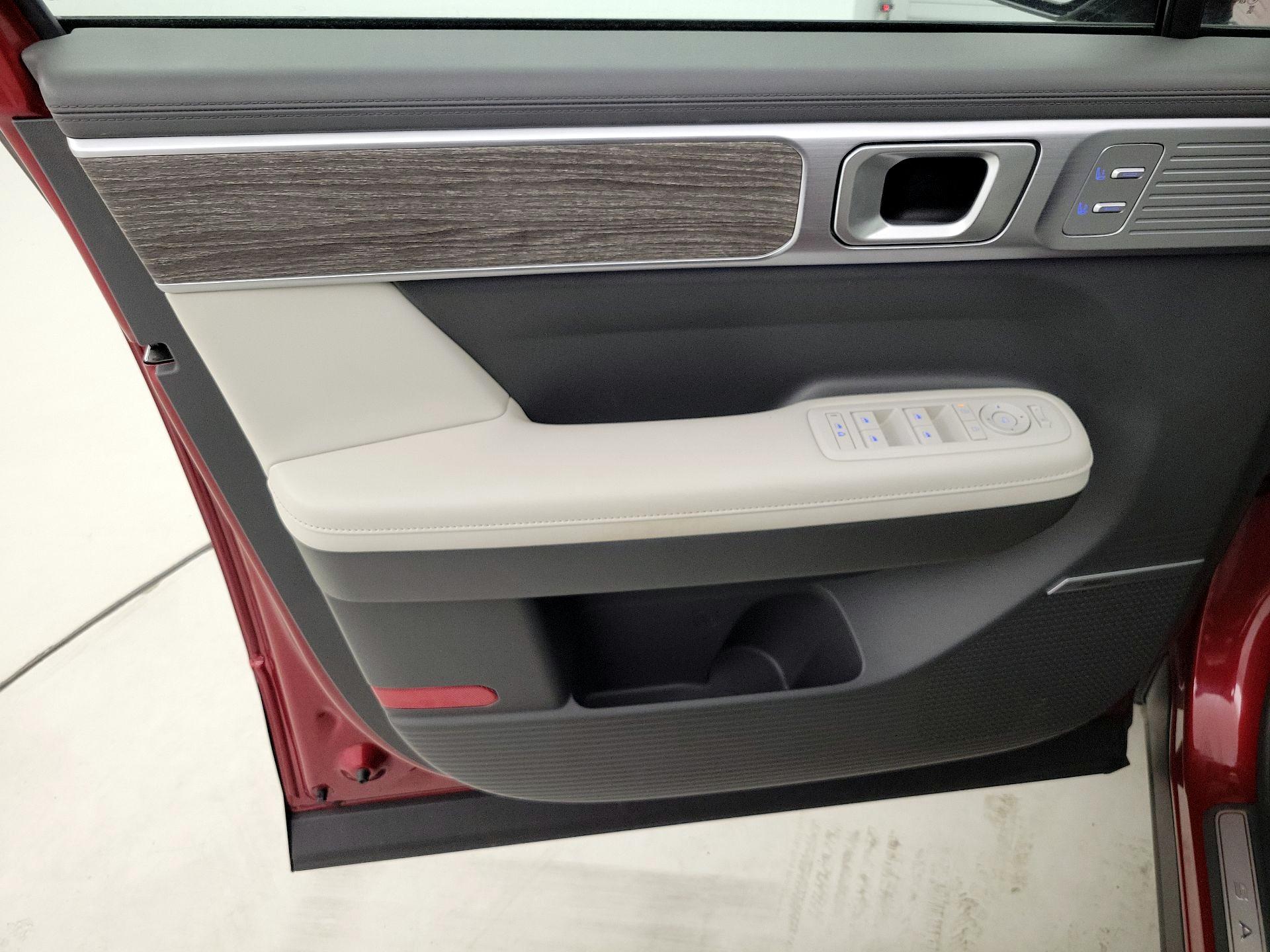 Thumbnail: 2024 Hyundai Santa Fe - 12