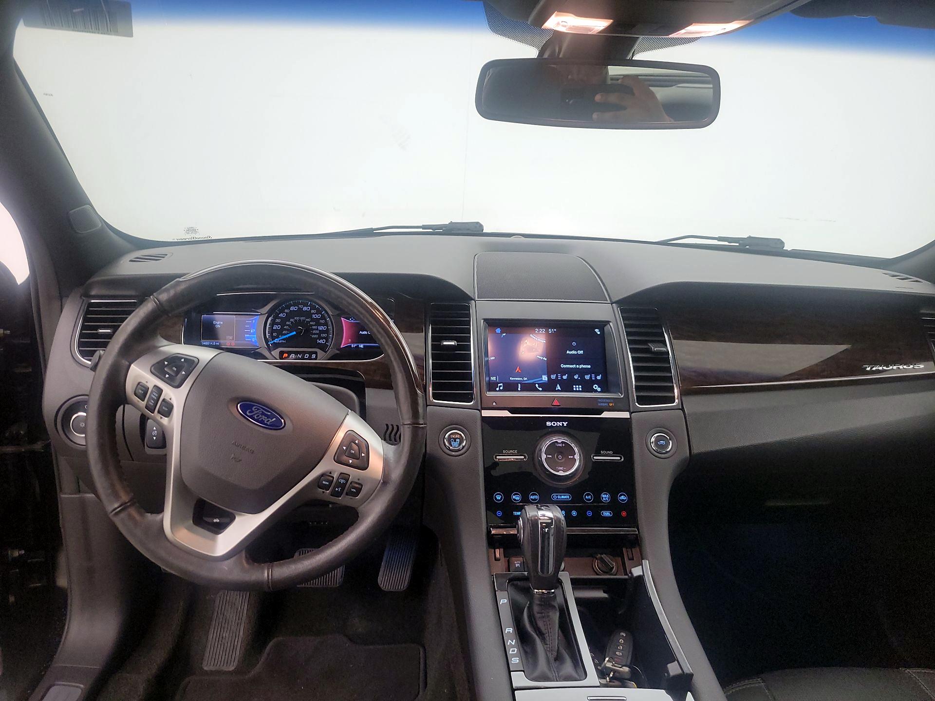 Thumbnail: 2016 Ford Taurus - 9